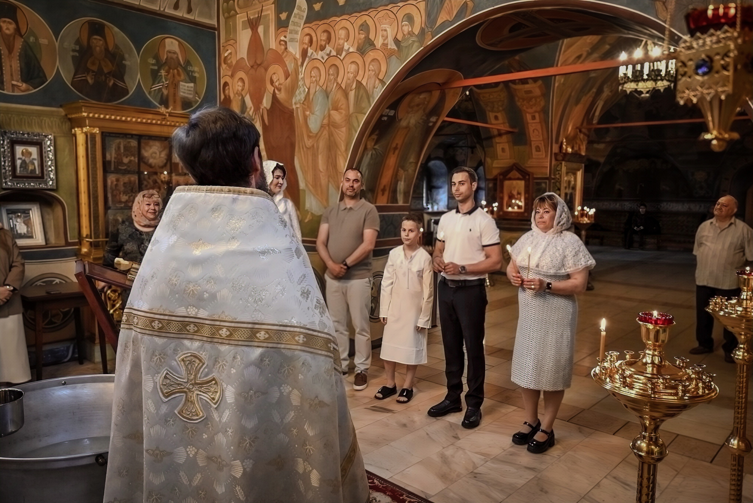 Крещение Арбат мама Ксения. Семейный и детский фотограф Москва