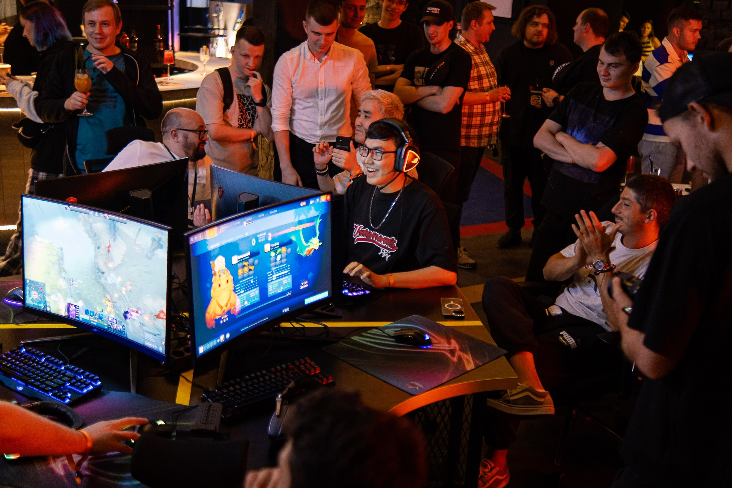 Win Line.Турнир по Dota2 и трансляция чемпионата International. Репортажный фотограф Денис Тихомиров. Москва