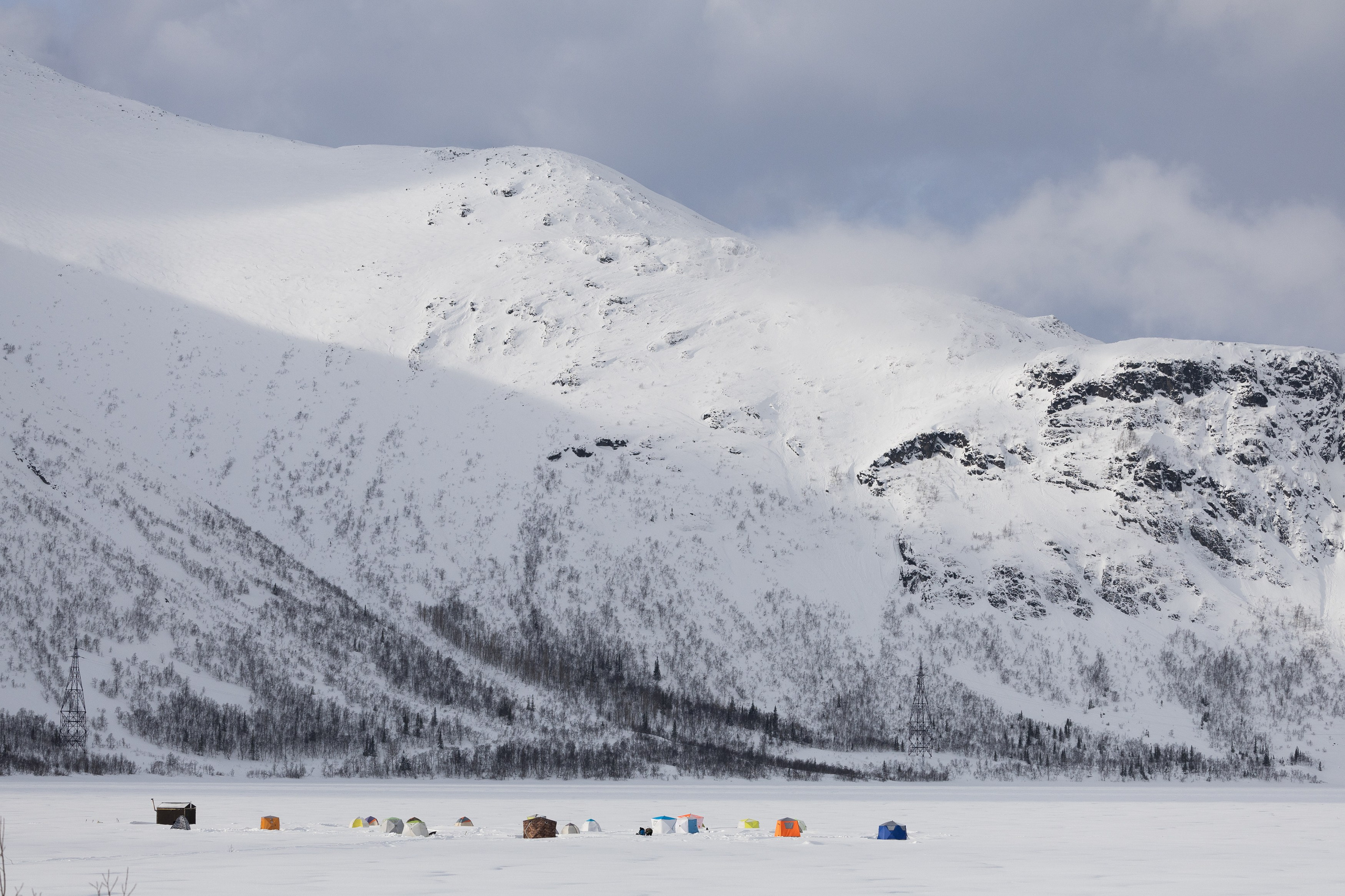 Кировск. Рыбаки. Алиса Северная. Визуальные исследования. Пейзажная и документальная фотография