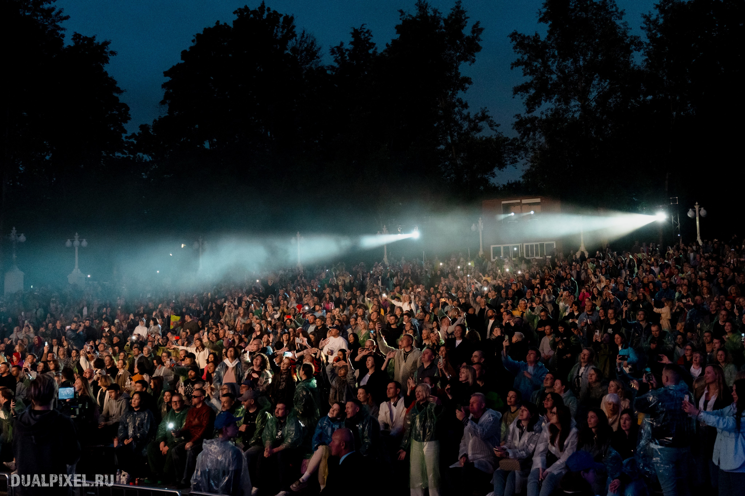 Танцы Минус. Магия музыки в кадре: Концертная Фотография