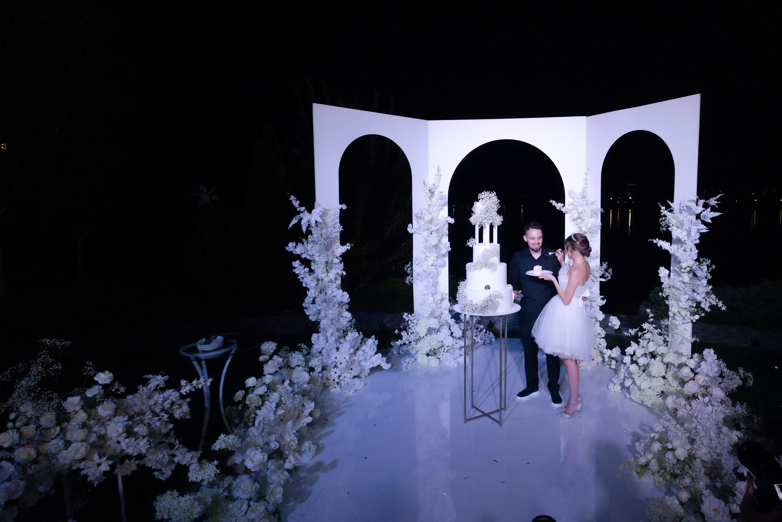 Свадебные съемки. Профессиональный фотограф и видеооператор