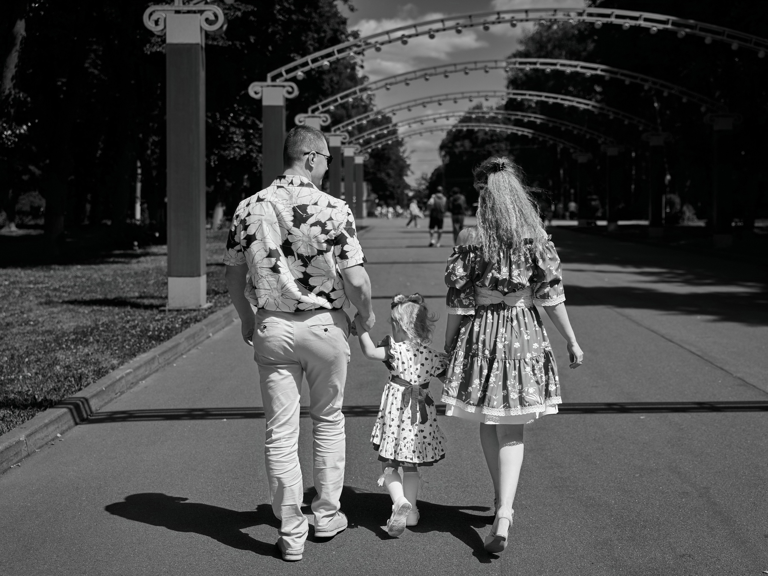 Семейная прогулка в парке в Туле. Свадебный фотограф в Туле Екатерина Максимова