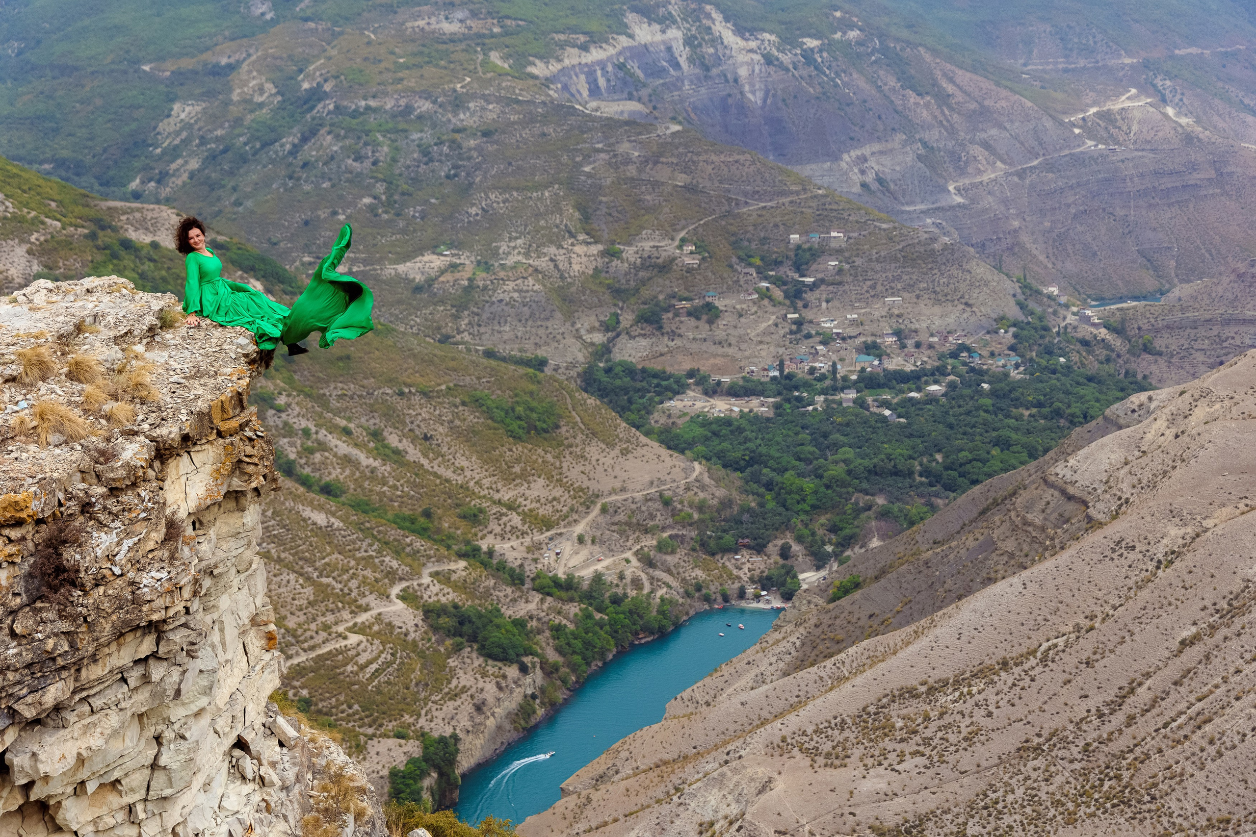 Выездная съёмка на каньоне. Свадебный и семейный фотограф в Каспийске Алёна Нурмагомедова