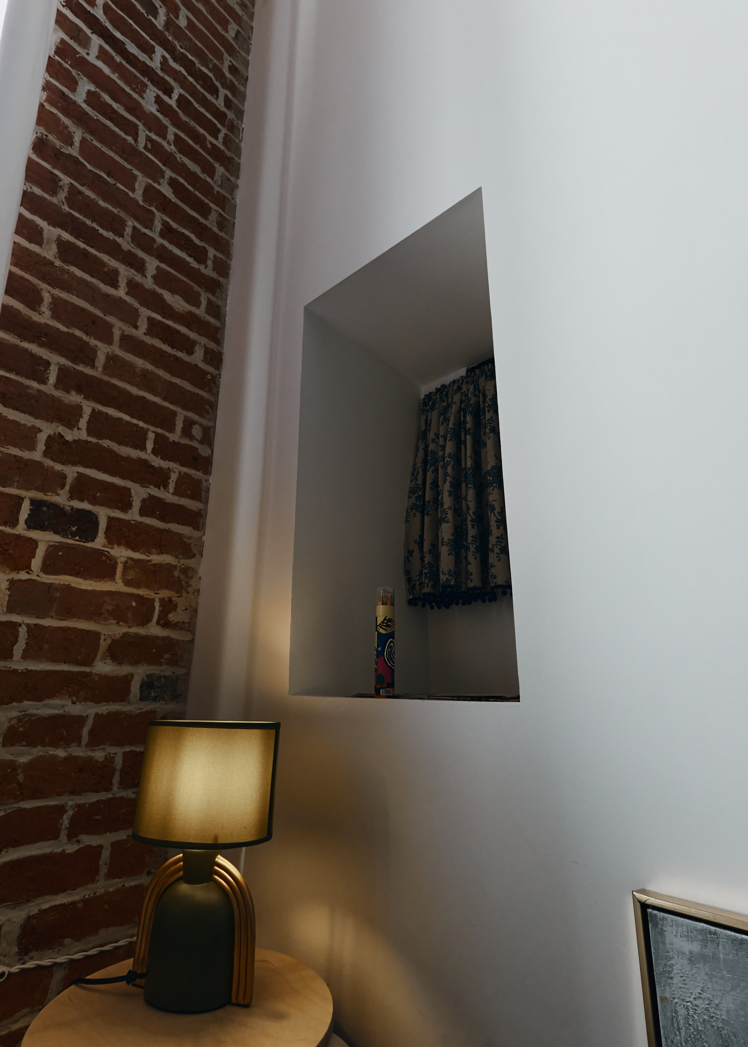 Интерьерная съемка отеля. Фэшн-фотография и портреты в Владивостоке. Превращаю съёмку в повествование — создаю образы с сюжетом, которые остаются в памяти