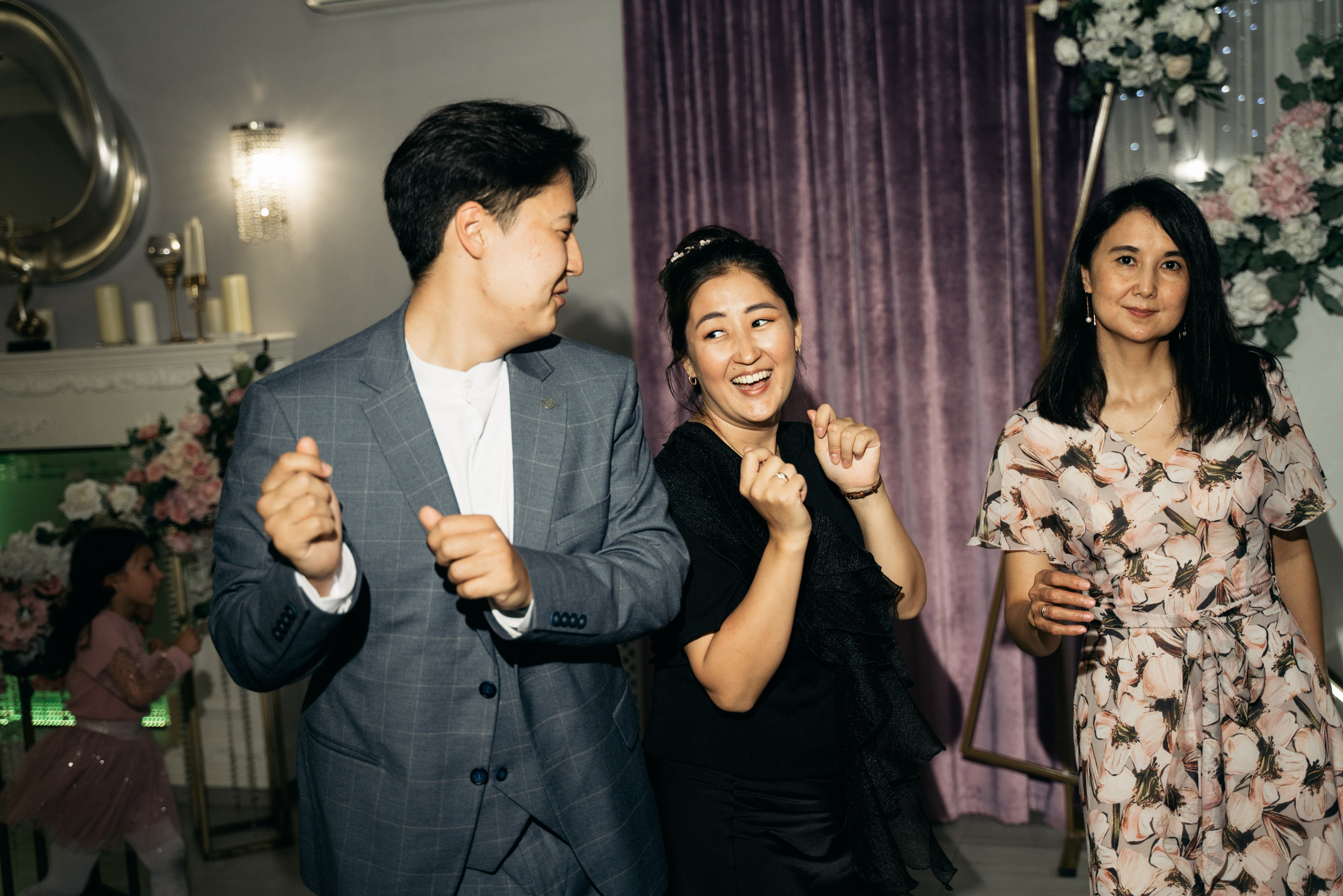 Ильнур и Динара. Свадебный день. Отбор. Кафе Ля делис. Семейный и свадебный фотограф Молодзяновская Елена