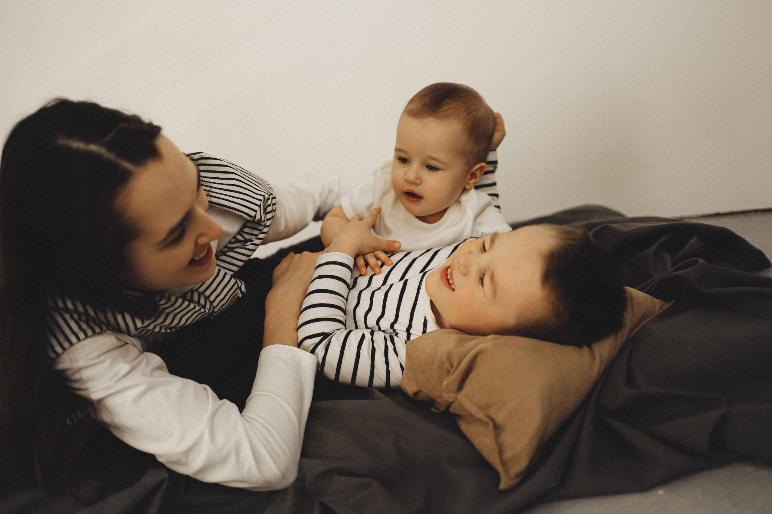 Семейная история в студии. Семейный и детский фотограф, таганрог, ростов-на-дону