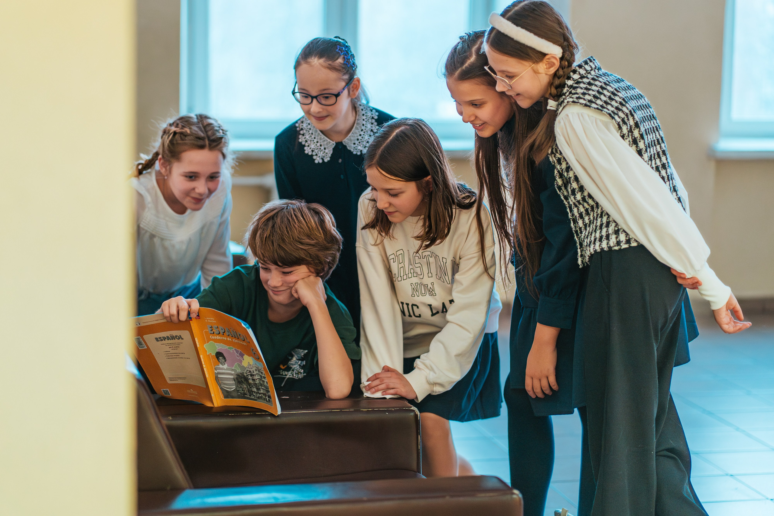 6 класс. Школьные альбомы и альбомы для детского сада. Юлия Осипова. Москва