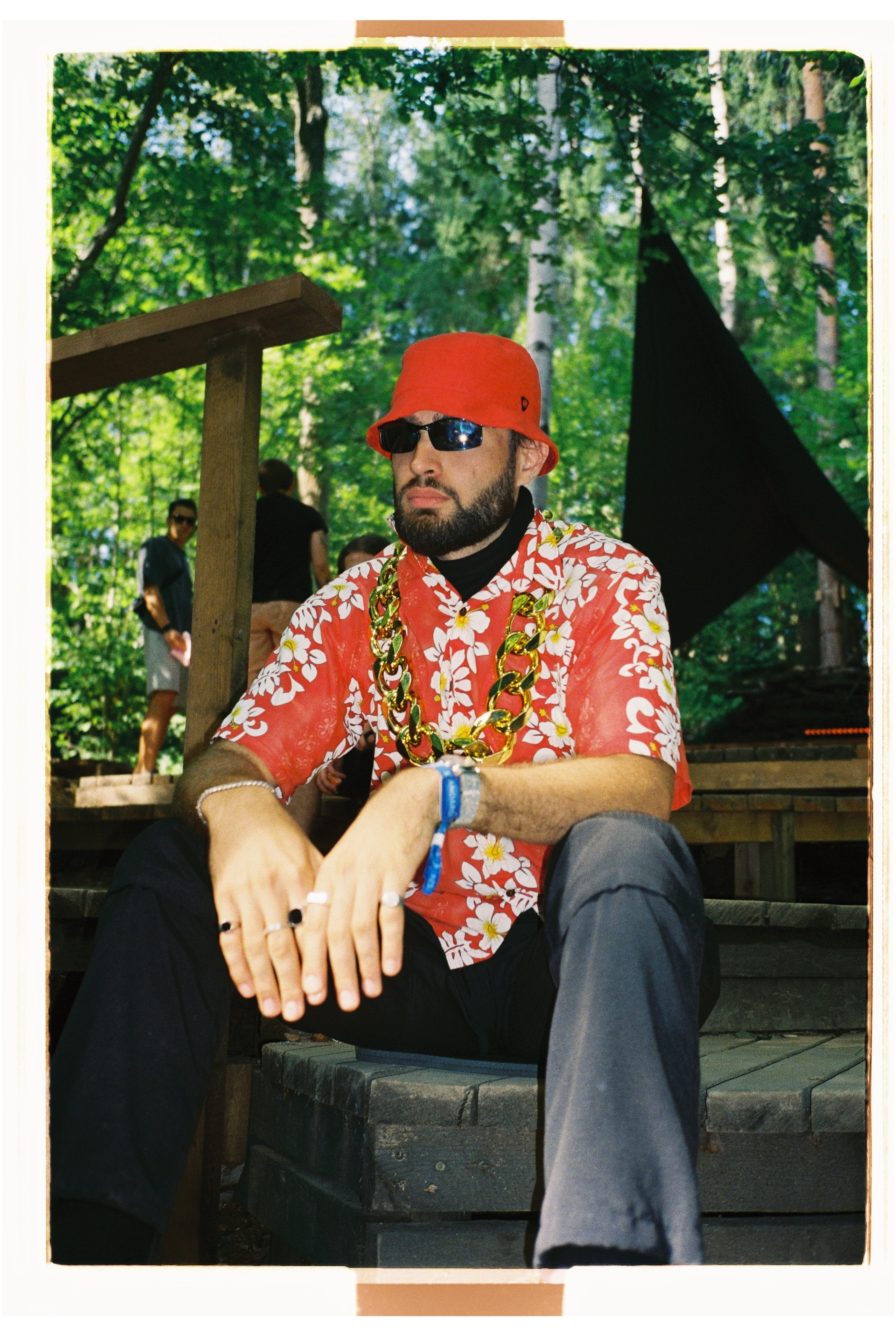 Signal 2024. @tomrus: Рустам Шагиморданов — фотограф