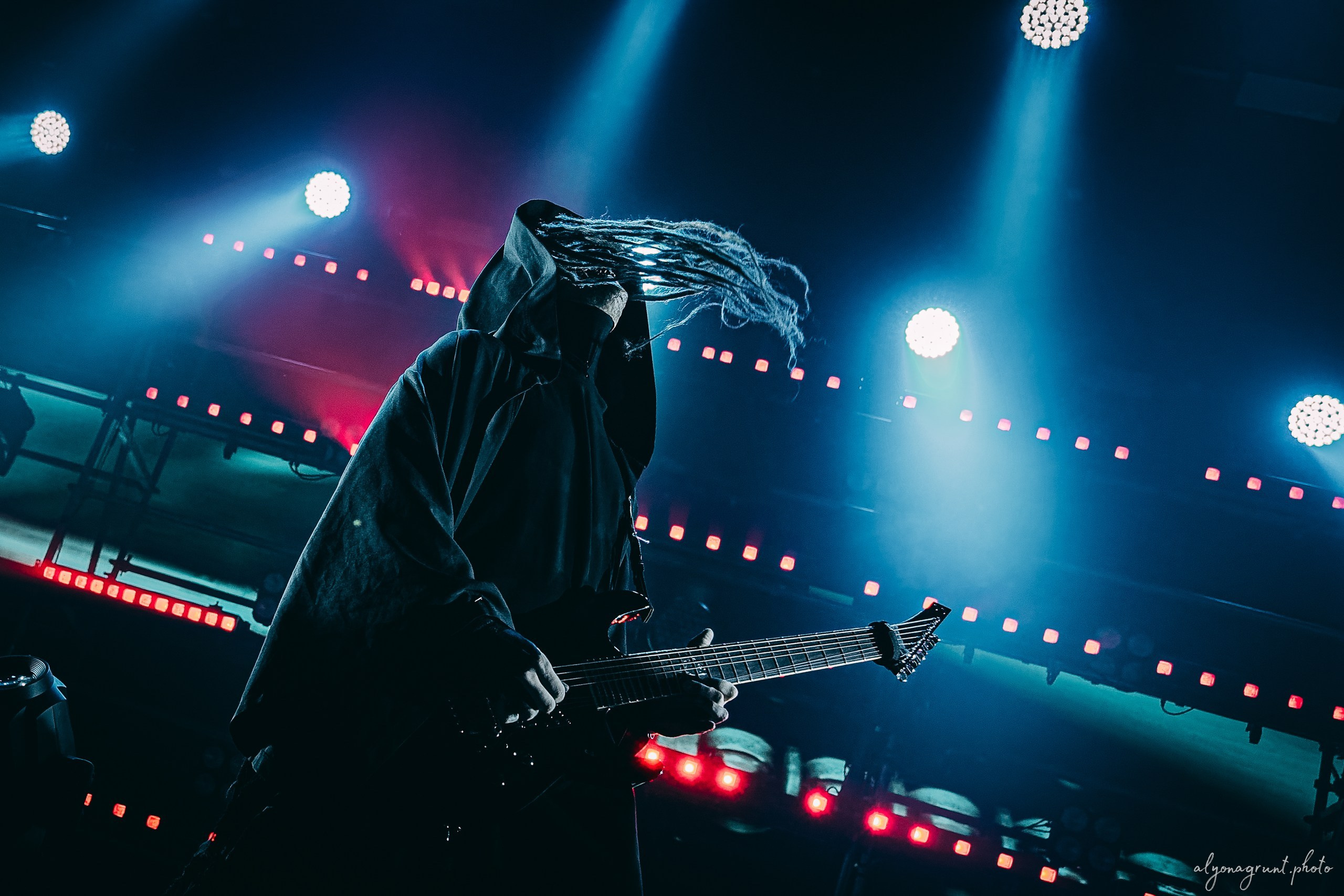 Пневмослон, фоторепортаж СПб, A2,17.10.2025. Алена Адрианова: фотограф в Санкт-Петербурге