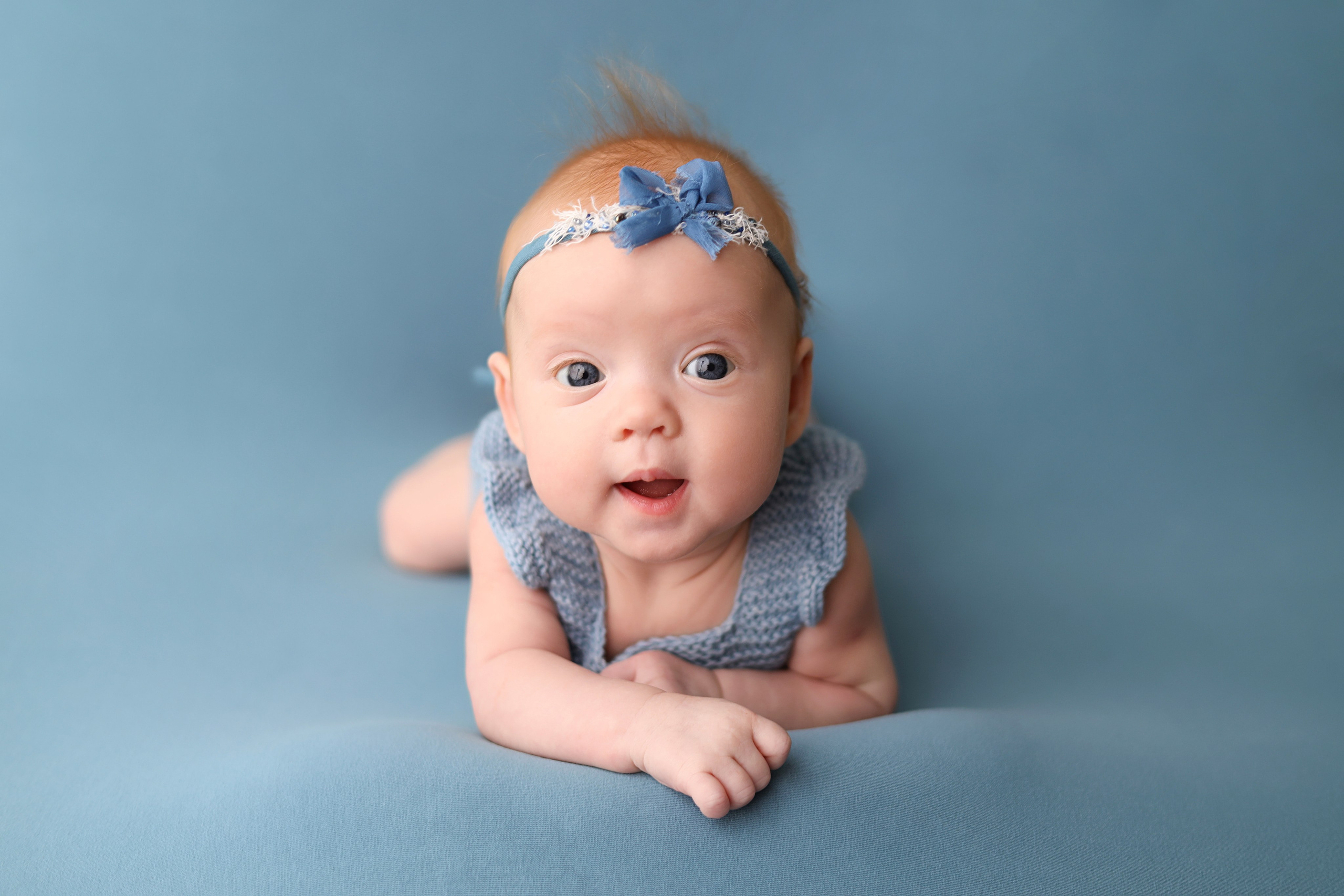 Катюше и Ксении 2 месяца. Фотограф новорожденных Москва. Ньюборн фотограф Москва