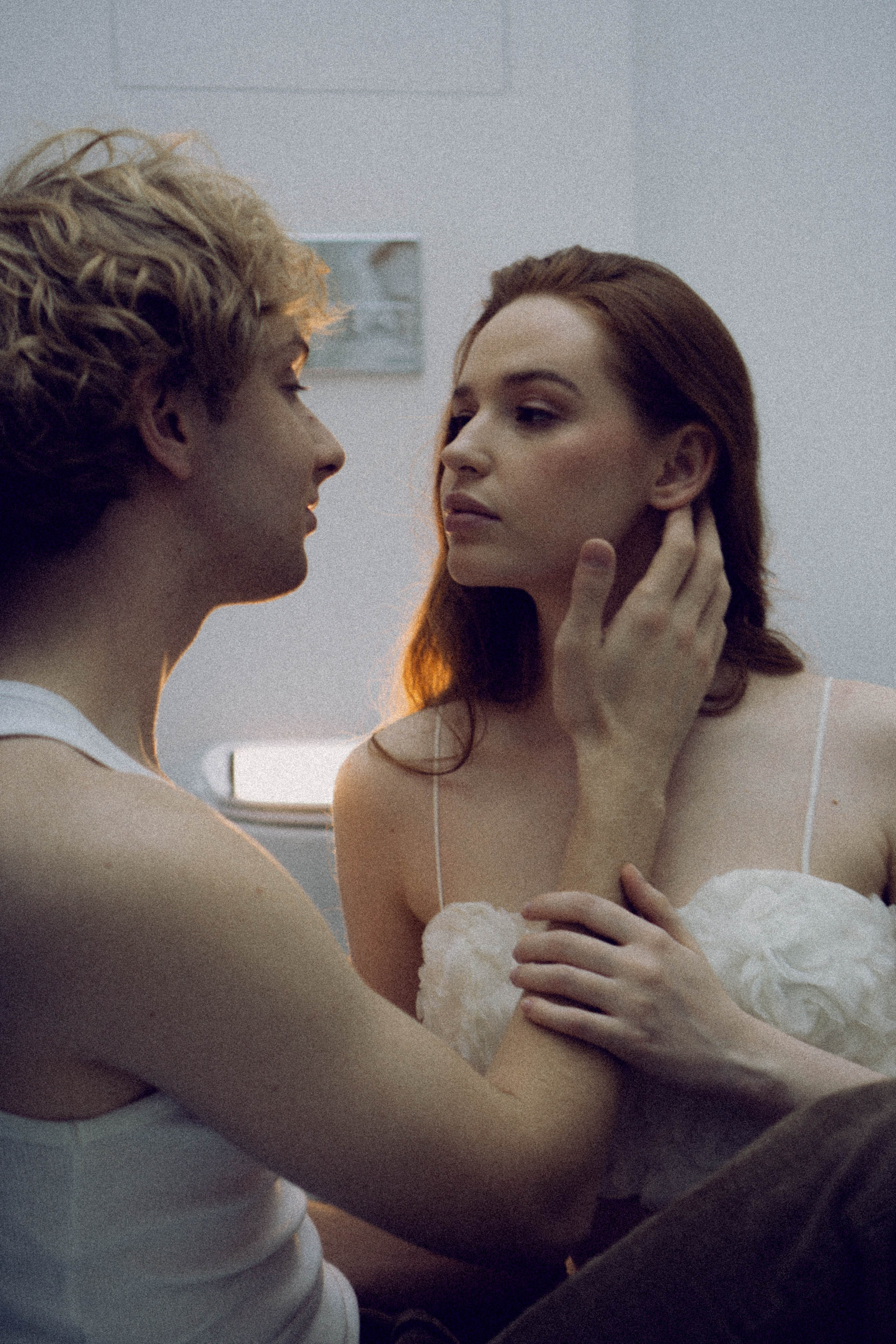 СВАДЕБНАЯ СЬЕМКА В ОТЕЛЕ. СБОРЫ ЖЕНИХА И НЕВЕСТЫ И ТАКЖЕ ТОР И ПОДГОТОВКА К ПРОГУЛКЕ. Профессиональный фотограф, Санкт-Петербург — Виктория Богомолова