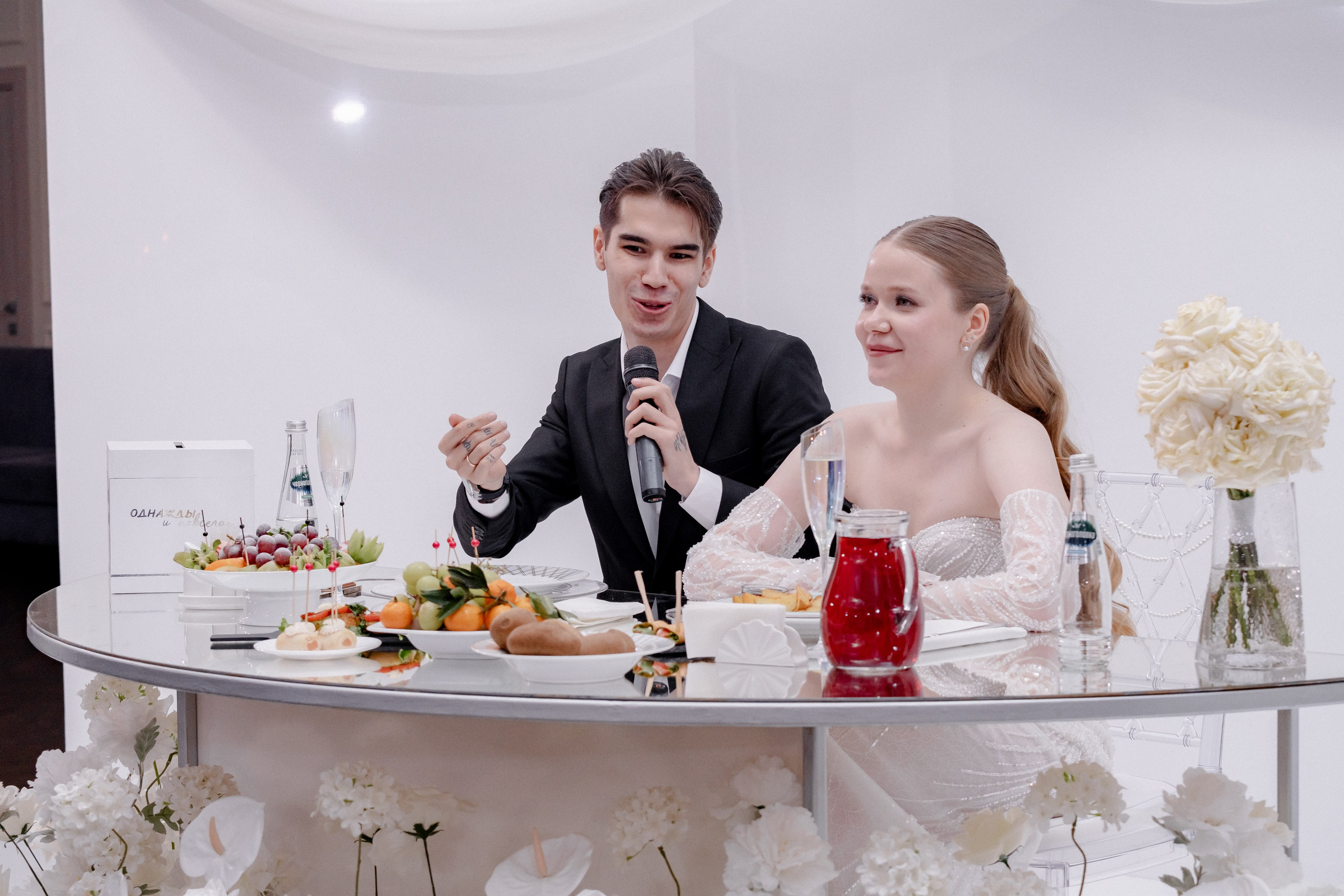 СВАДЕБНЫЙ БАНКЕТ (СНЯТО В СИБИРЕ В НИЖНЕВАРТОВСКЕ). Профессиональный фотограф, Санкт-Петербург — Виктория Богомолова