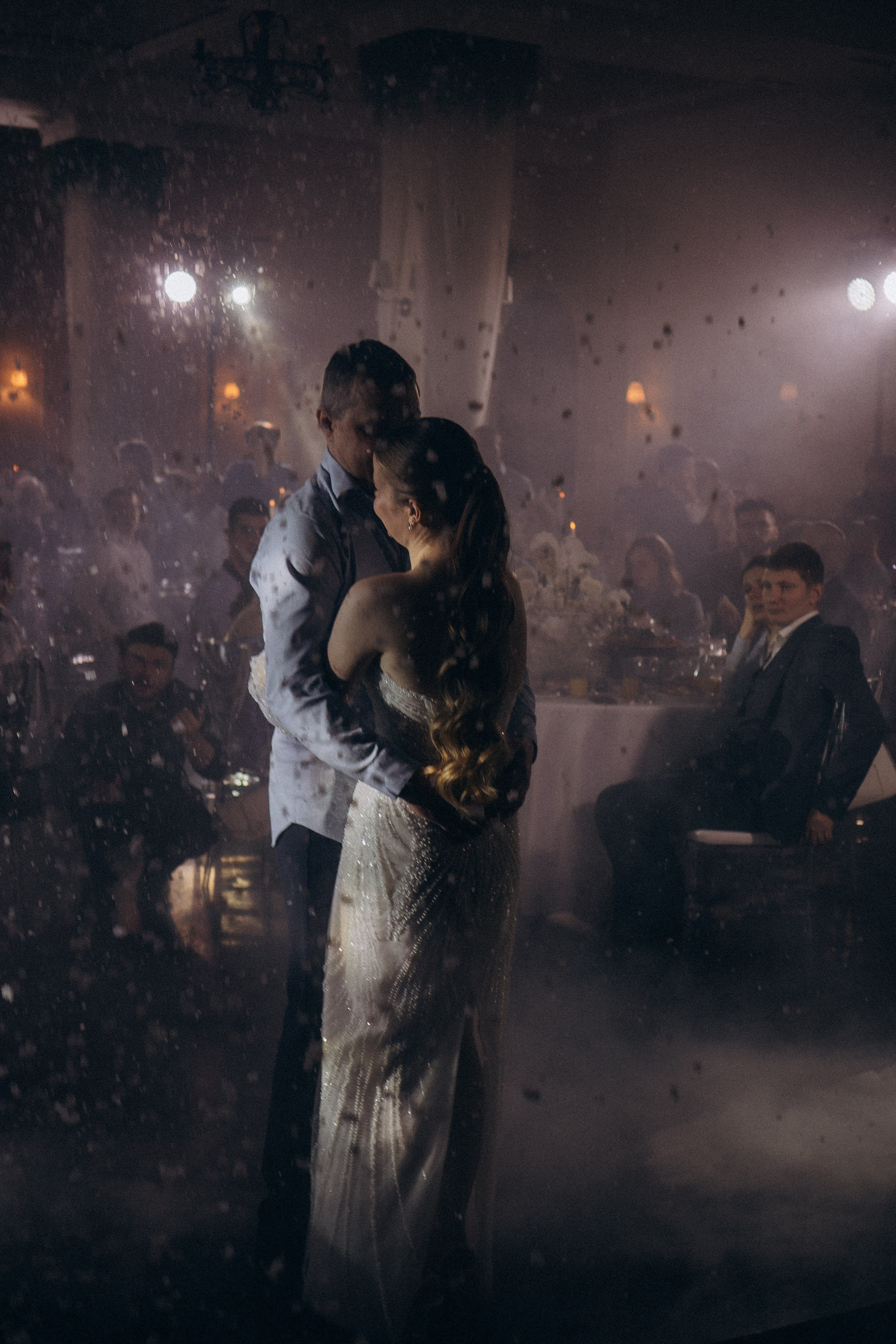 СВАДЕБНАЯ СЬЕМКА СБОРОВ В ОТЕЛЕ И ВЫЕЗД НА ЦЕРЕМОНИЮ (СНЯТО В СИБИРЕ В НИЖНЕВАРТОВСКЕ). Профессиональный фотограф, Санкт-Петербург — Виктория Богомолова