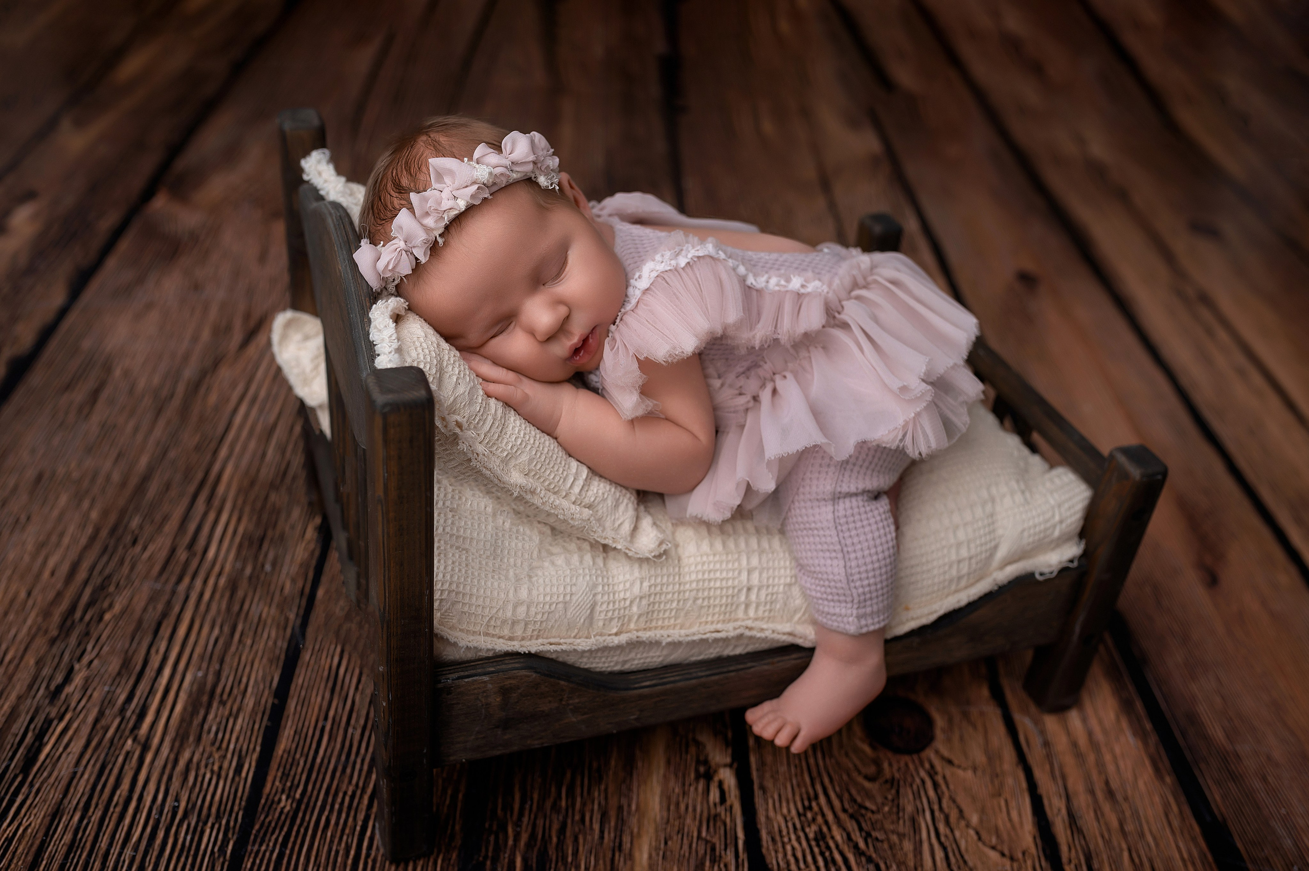 Новорождённые девочки. Детский фотограф новорождённых в Минске Боровик Екатерина