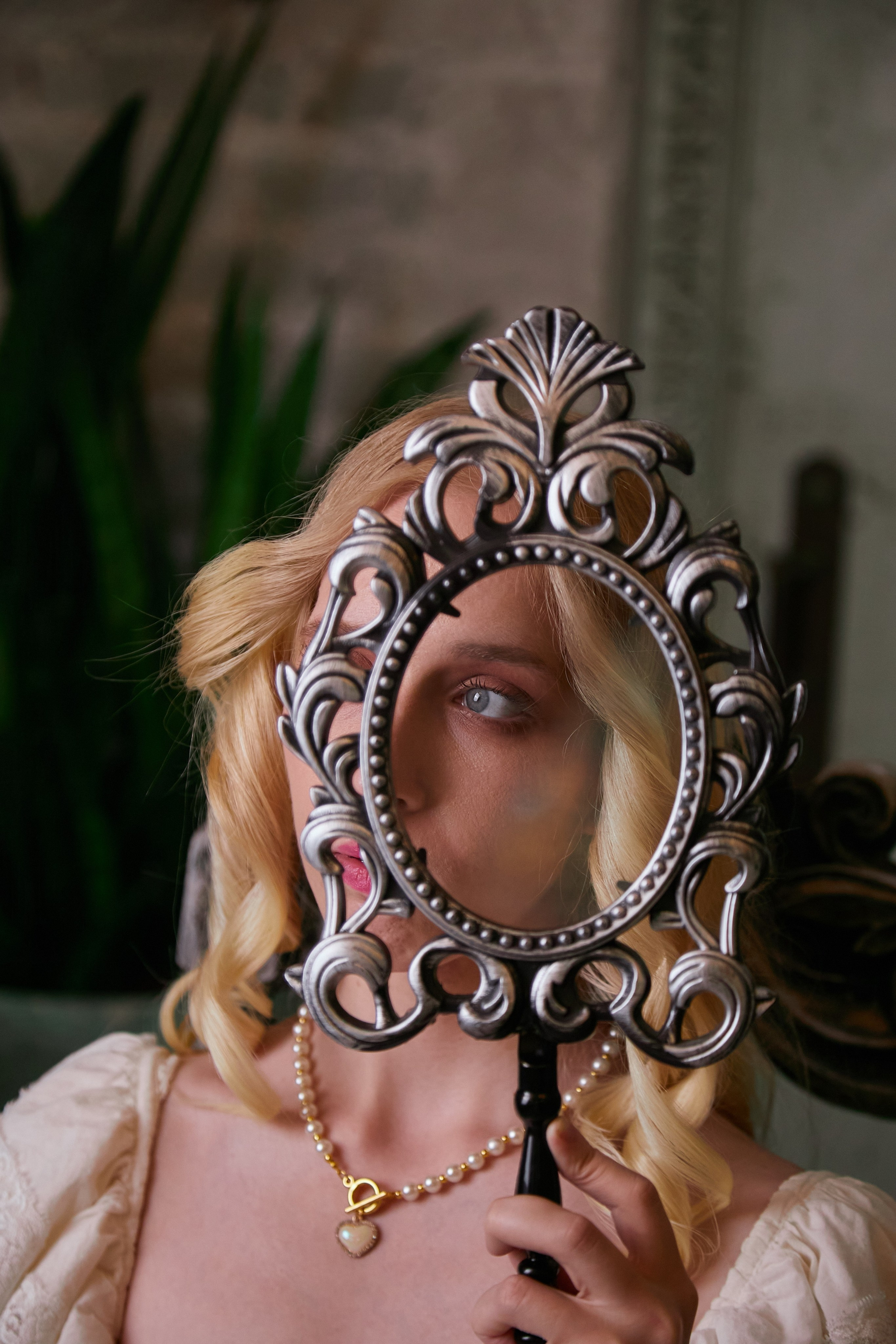 «Готика». Свадебный и креативный фотограф в ЮФО и МСК