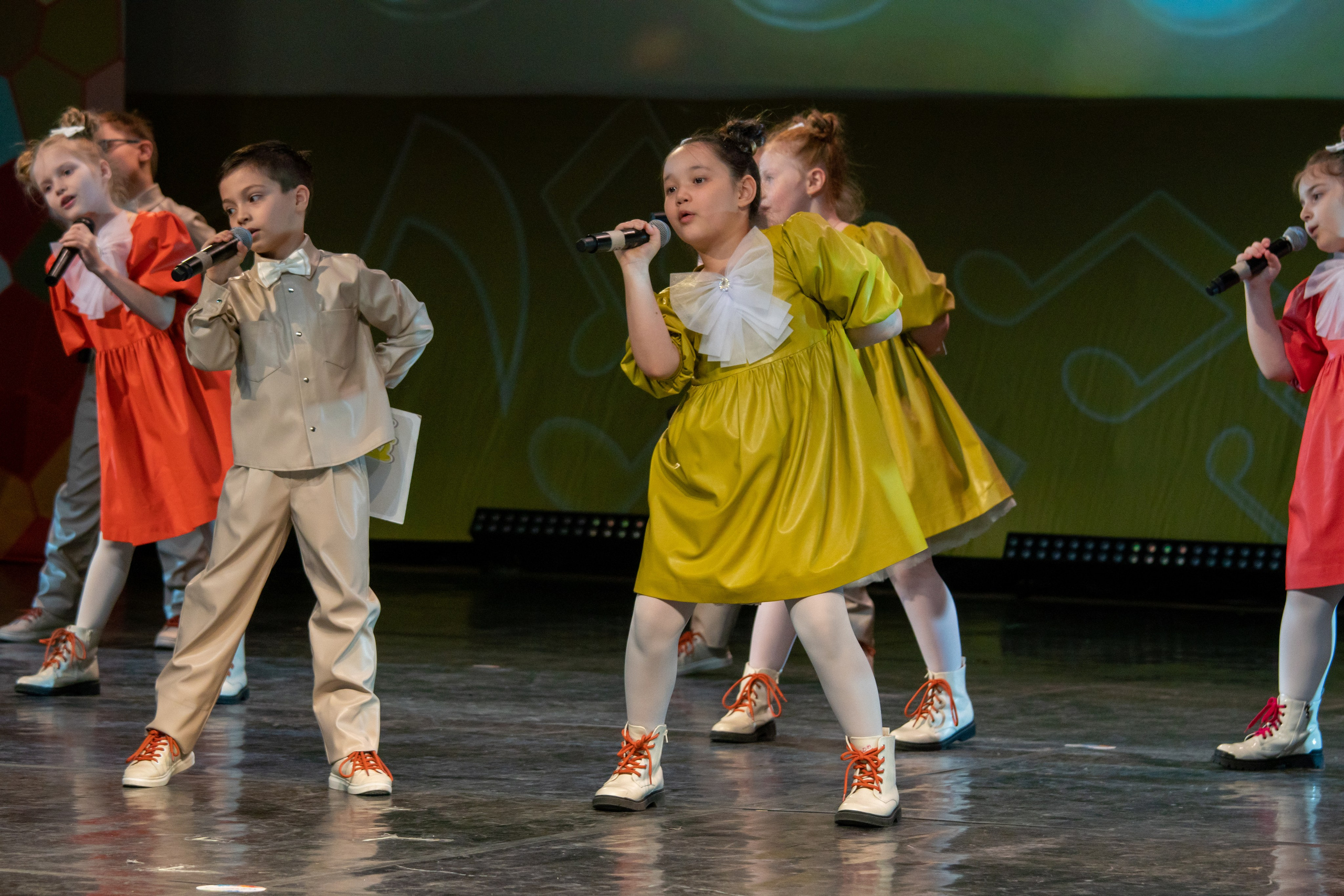 Съёмка концерта для Домисольки, большой концертный зал Космос. «Студия DRONAVT`s» — видеосъёмка и фотография г. Москва