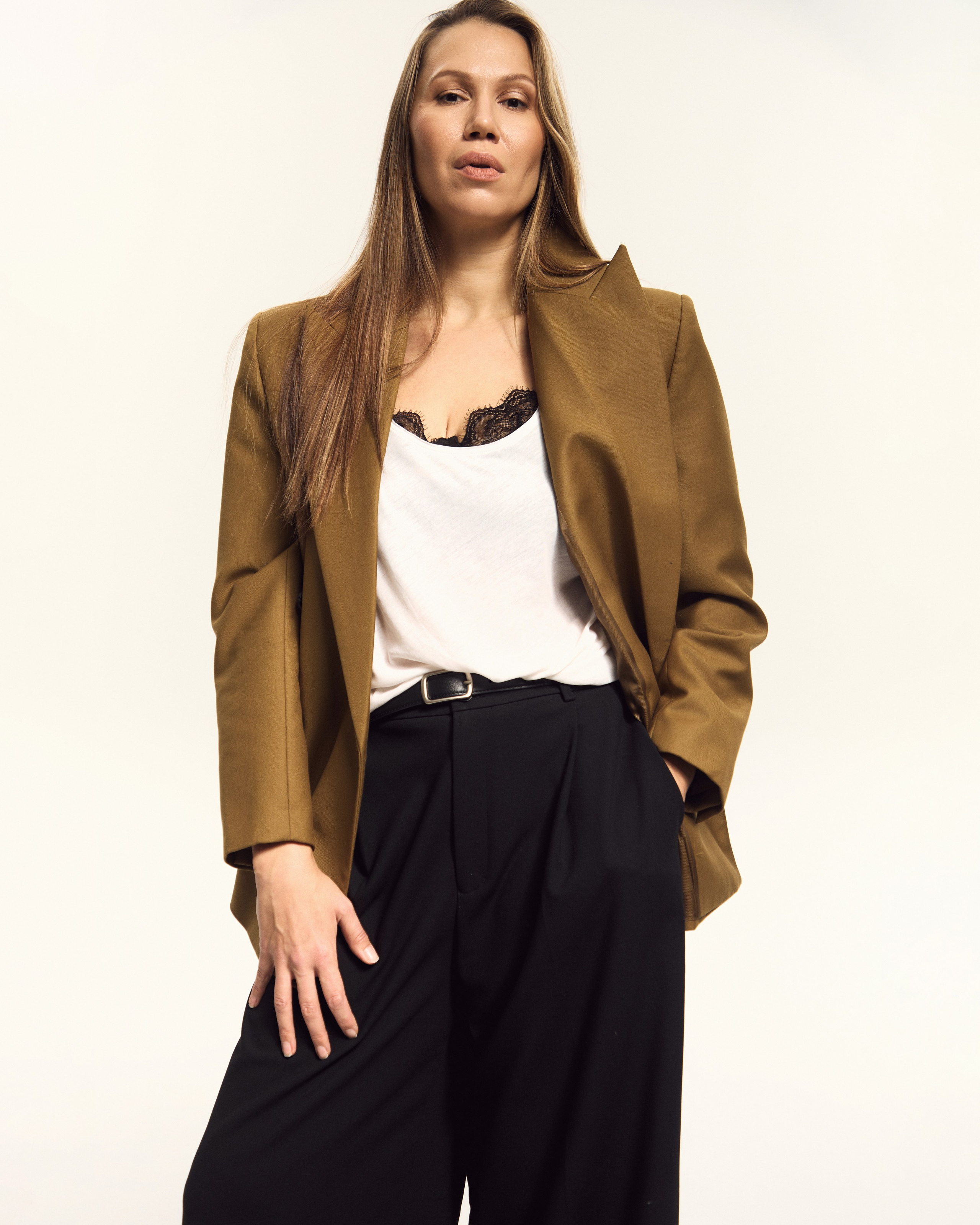 Ксения Тишкова — актриса кино и театра | Актерское портфолио. Юрина Полина, фотограф из Екатеринбурга