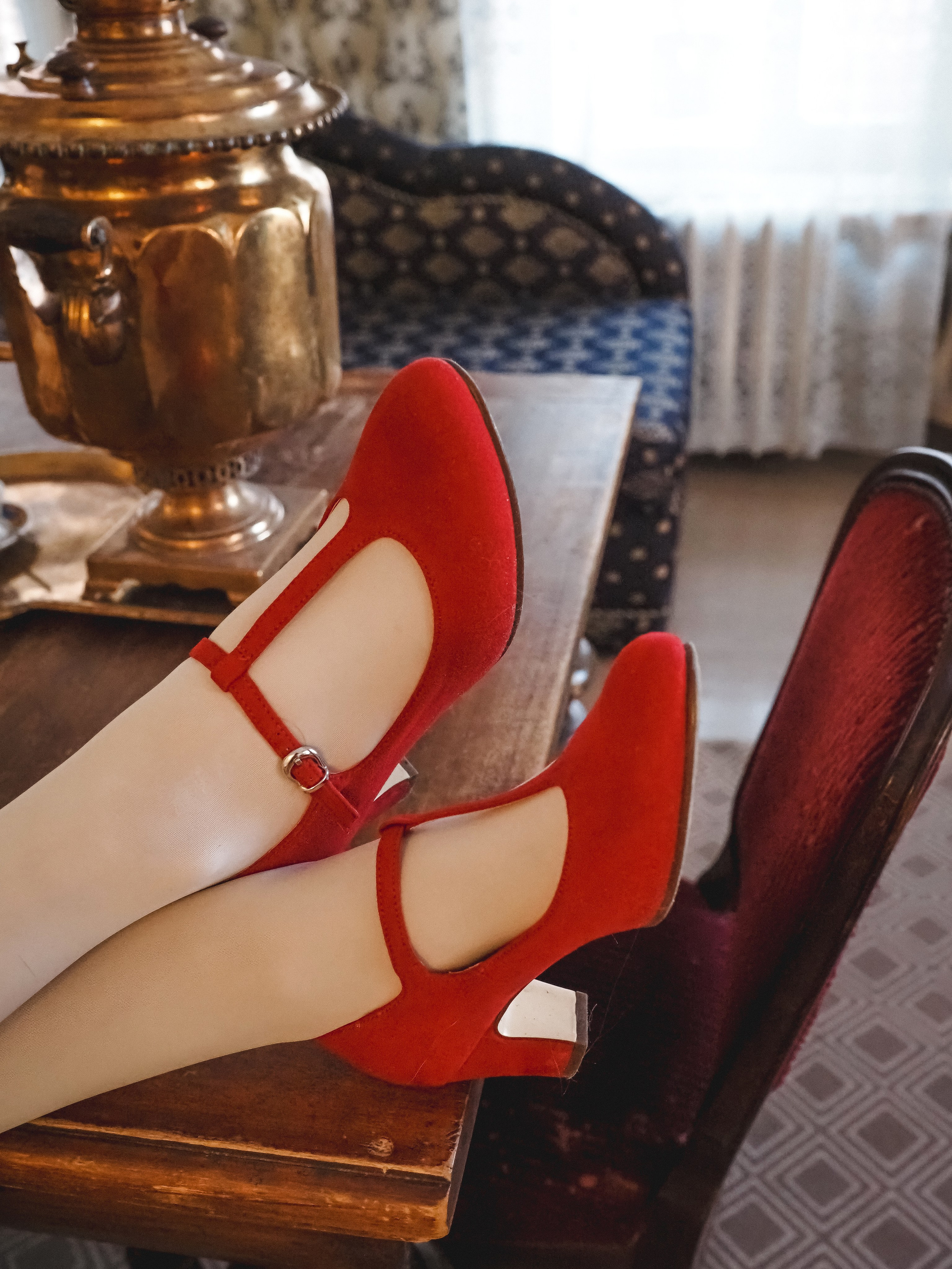 Ирина и Евгения в доме Пельцама. Семейный фотограф Ольга Барабанова