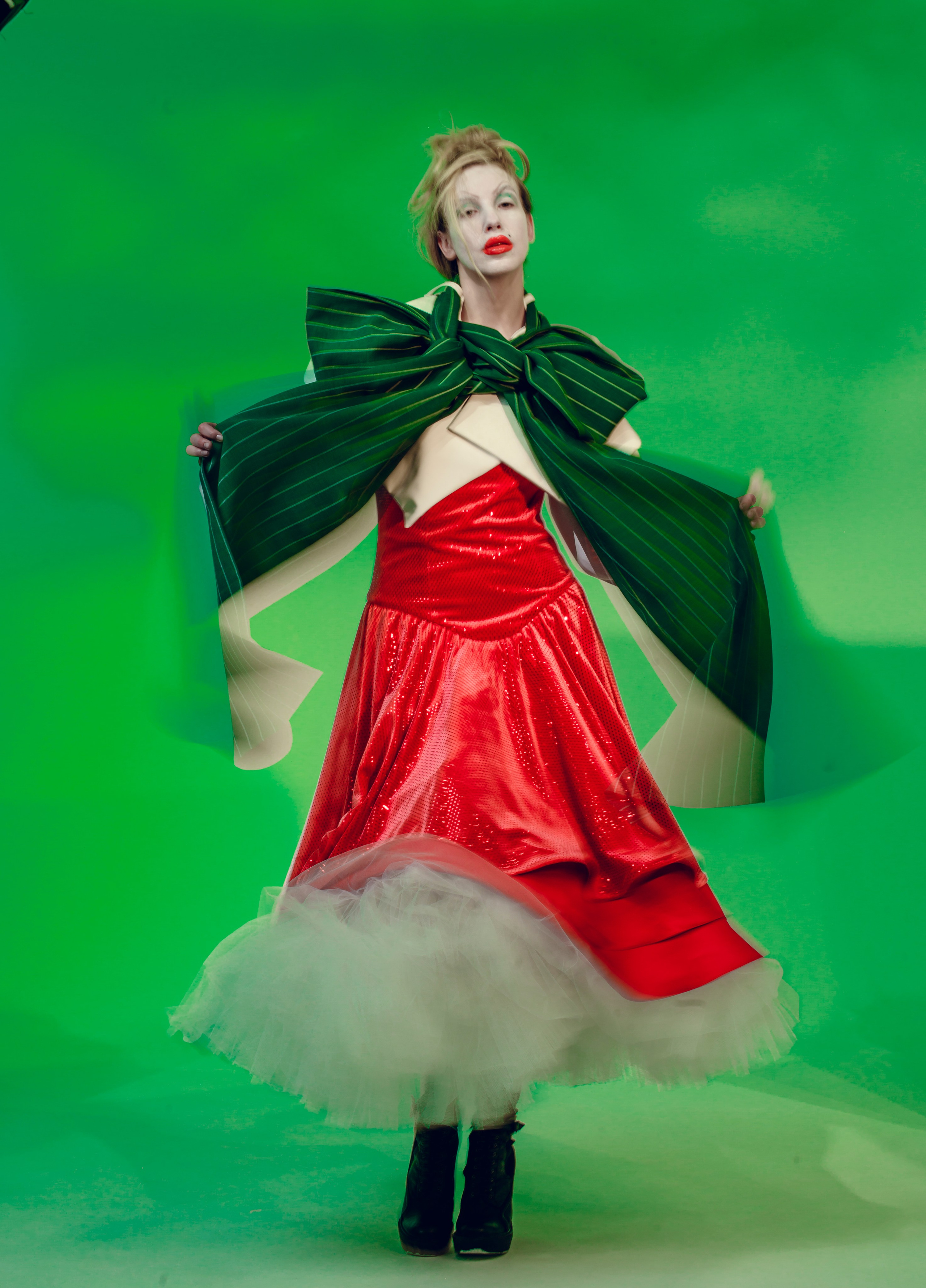 Дипломная работа СИНЬОР ПОМИДОР. дизайнер Анфиса Кечкина. Студийный и свадебный фотограф В городе Екатеринбург Ирина Мальта