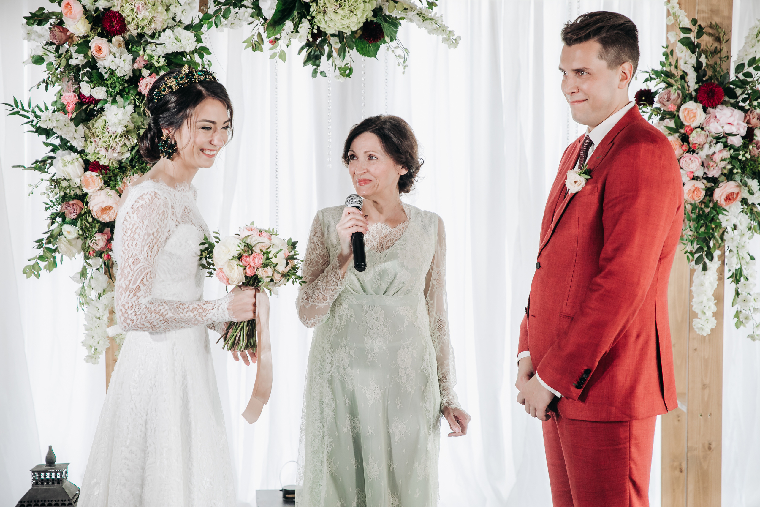 Wedding photographer in Tbilisi & Saint-Petersburg (Spb). Destination wedding photographer Peter Letu