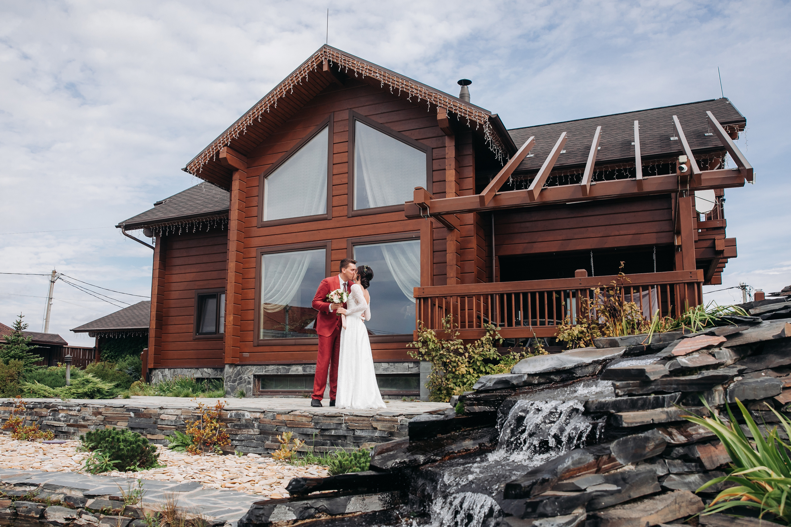 Wedding photographer in Tbilisi & Saint-Petersburg (Spb). Destination wedding photographer Peter Letu