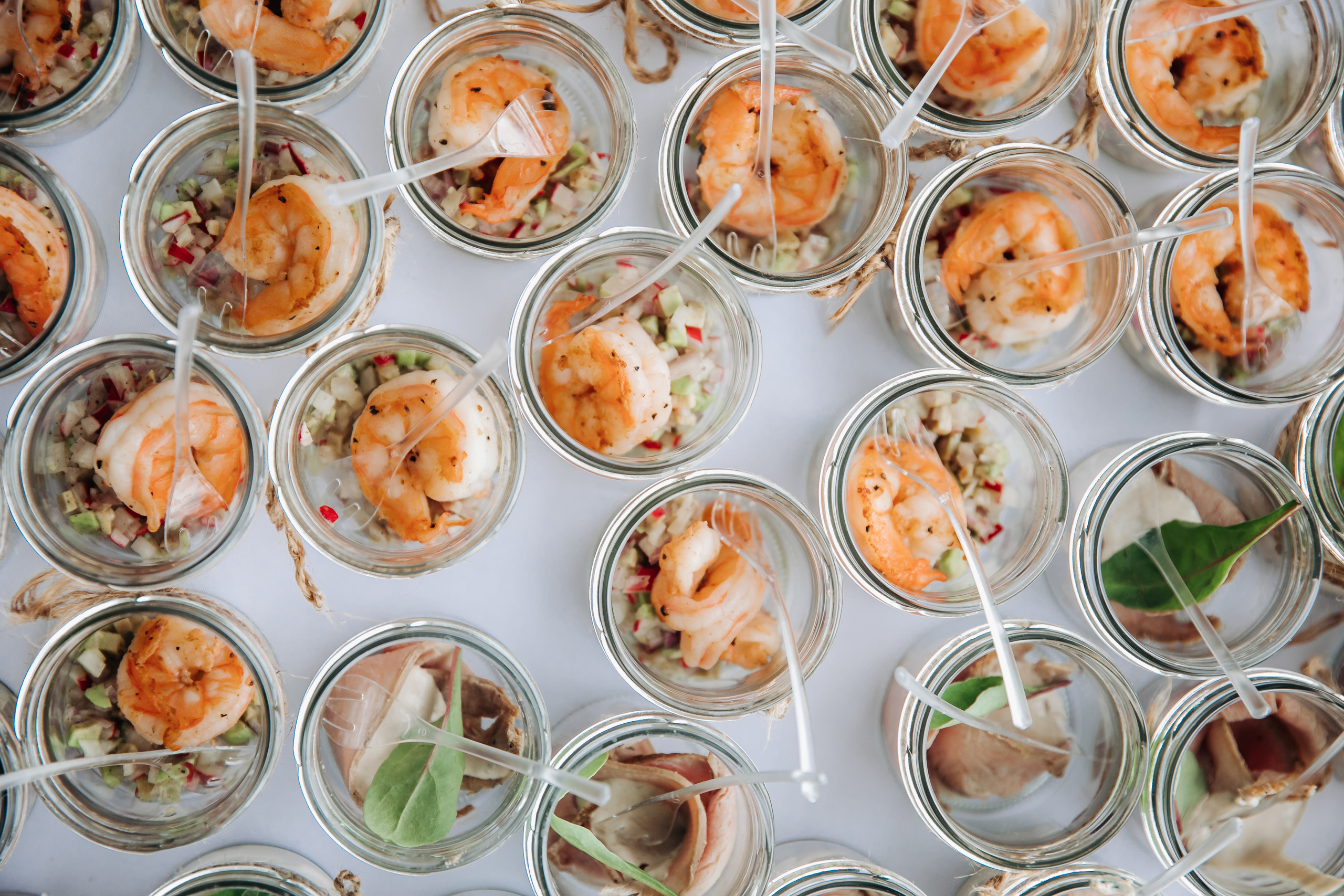 Wedding photographer in Tbilisi & Saint-Petersburg (Spb). Destination wedding photographer Peter Letu