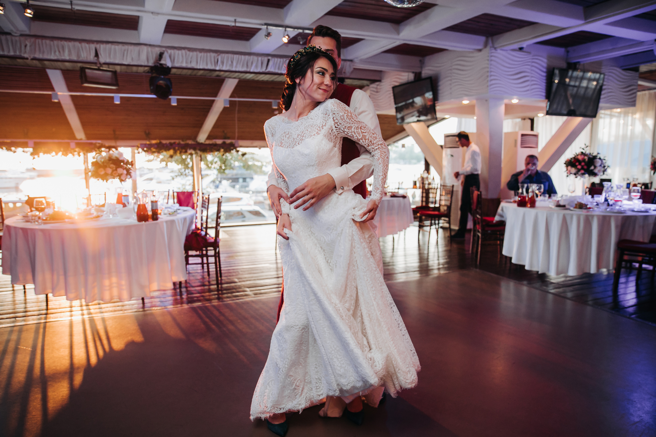 Wedding photographer in Tbilisi & Saint-Petersburg (Spb). Destination wedding photographer Peter Letu