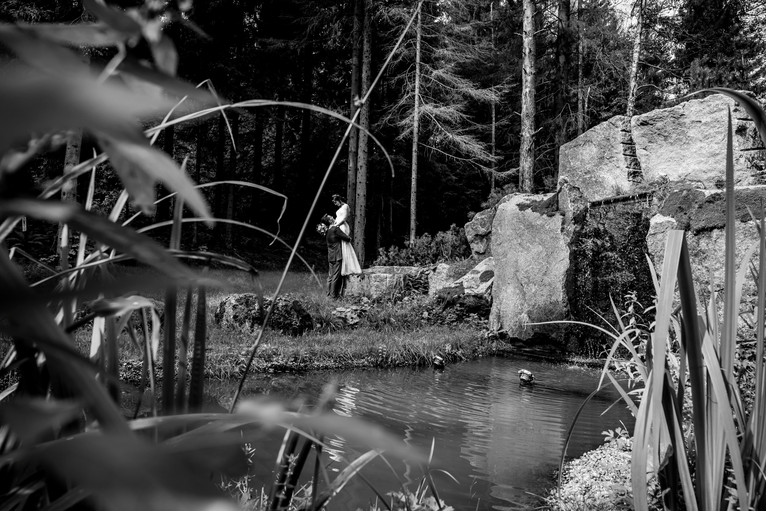 Wedding photographer in Tbilisi & Saint-Petersburg (Spb). Destination wedding photographer Peter Letu