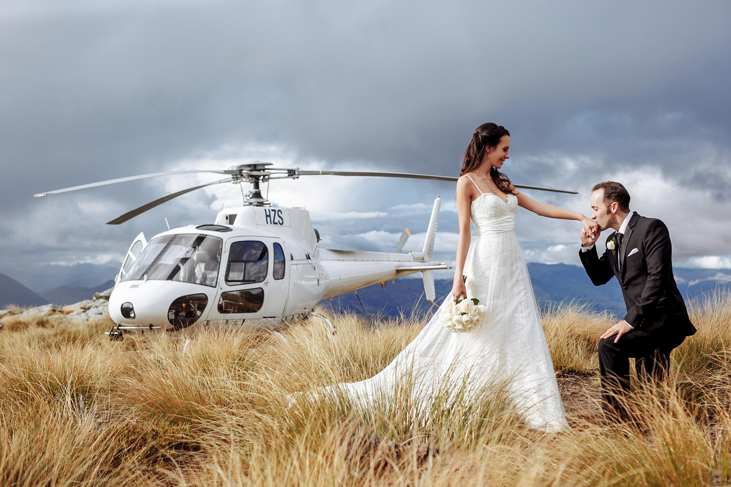 Свадебный фотограф в Санкт-Петербурге (Спб) и Тбилиси. Свадебный фотограф в Санкт-Петербурге и Москве LETU