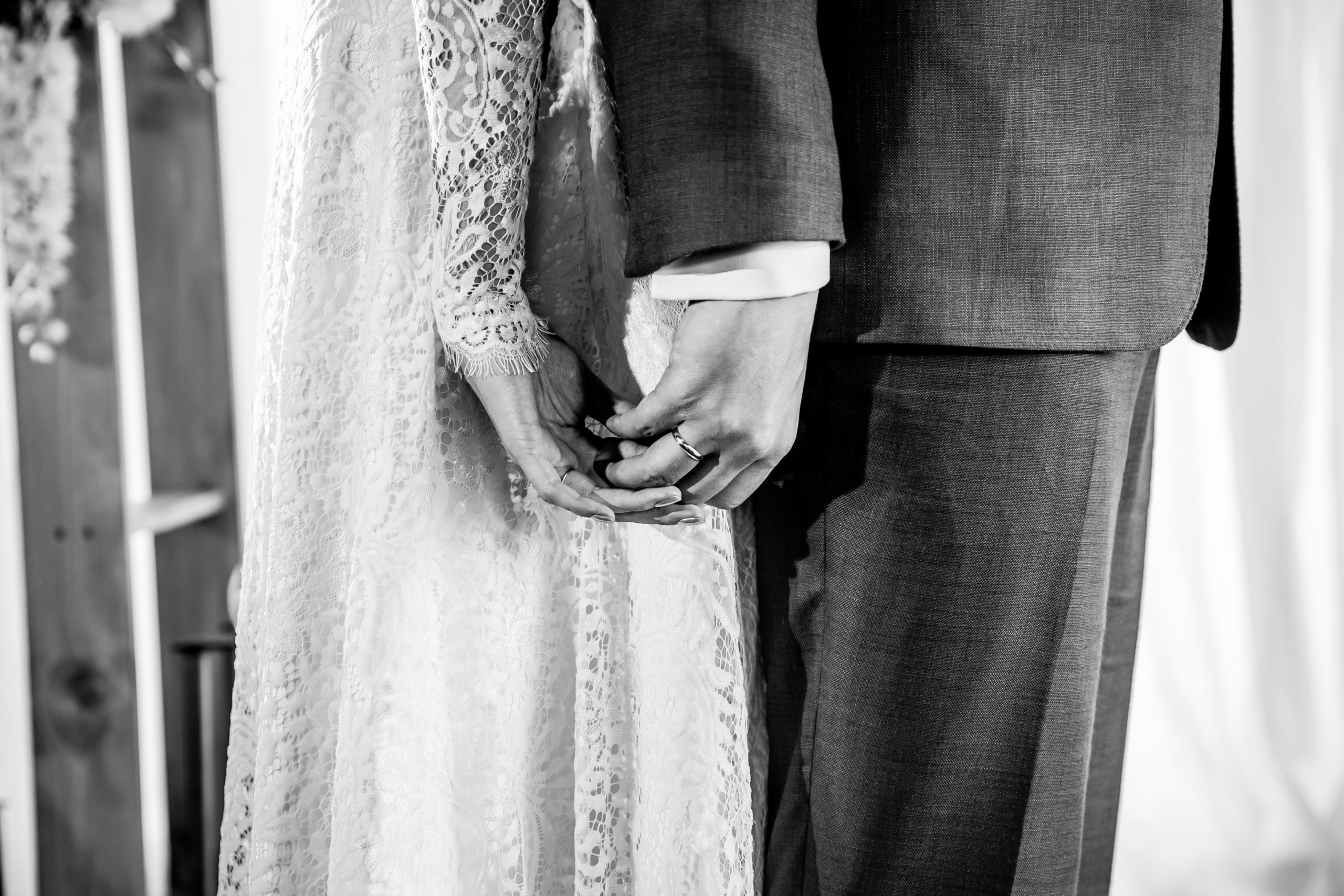 Wedding photographer in Tbilisi & Saint-Petersburg (Spb). Destination wedding photographer Peter Letu