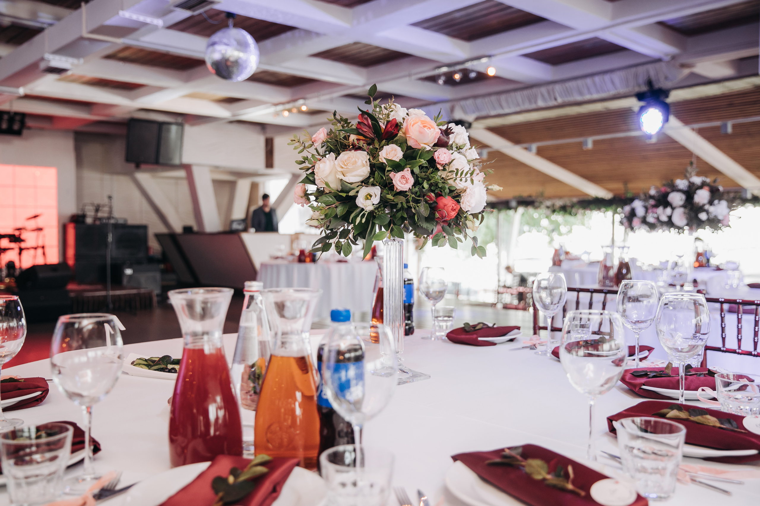 Wedding photographer in Tbilisi & Saint-Petersburg (Spb). Destination wedding photographer Peter Letu