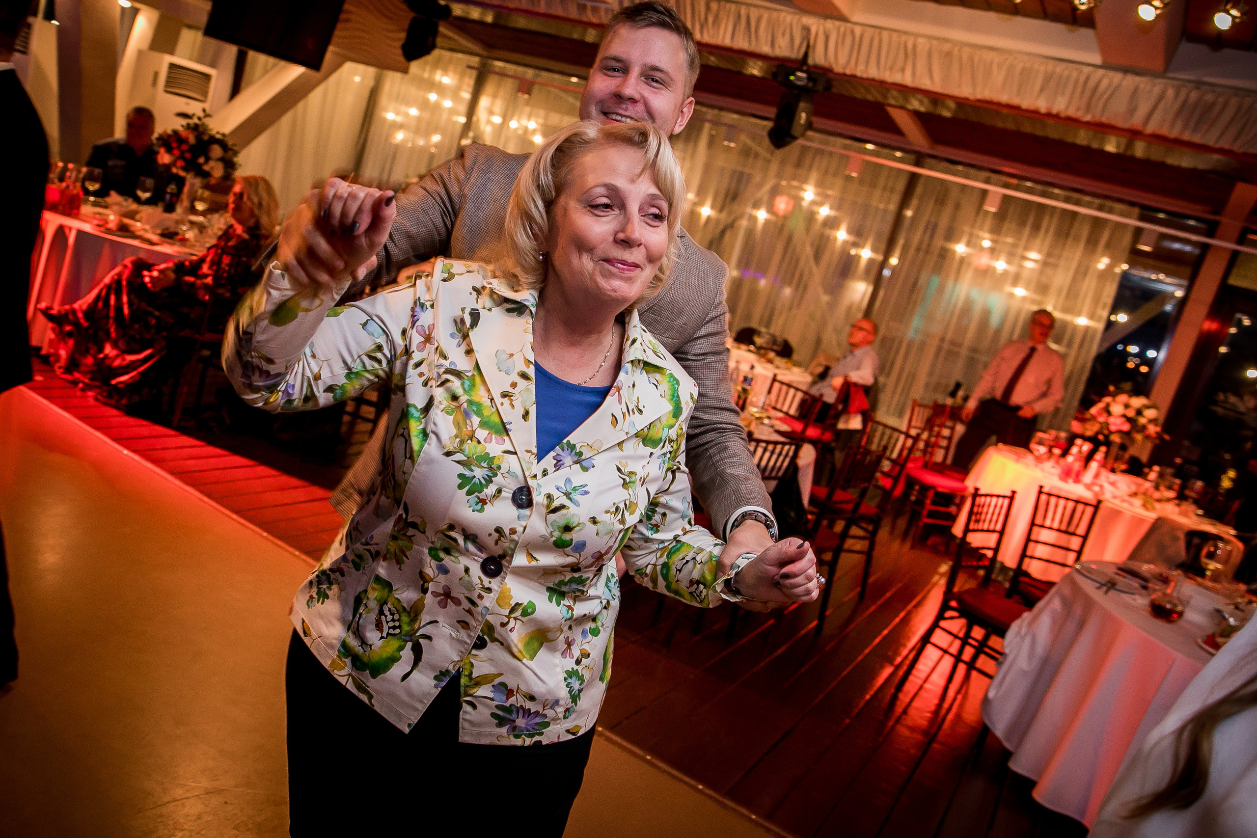 Wedding photographer in Tbilisi & Saint-Petersburg (Spb). Destination wedding photographer Peter Letu