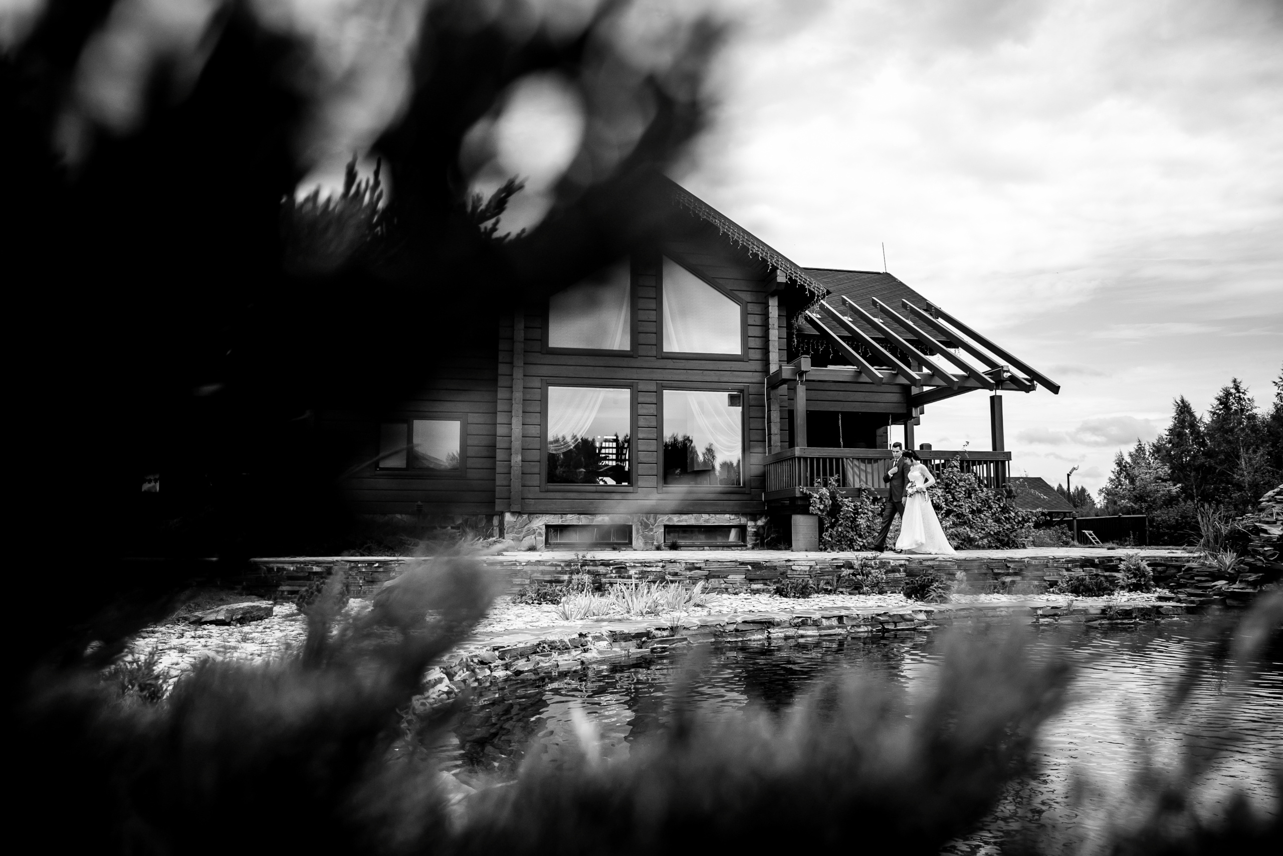 Wedding photographer in Tbilisi & Saint-Petersburg (Spb). Destination wedding photographer Peter Letu