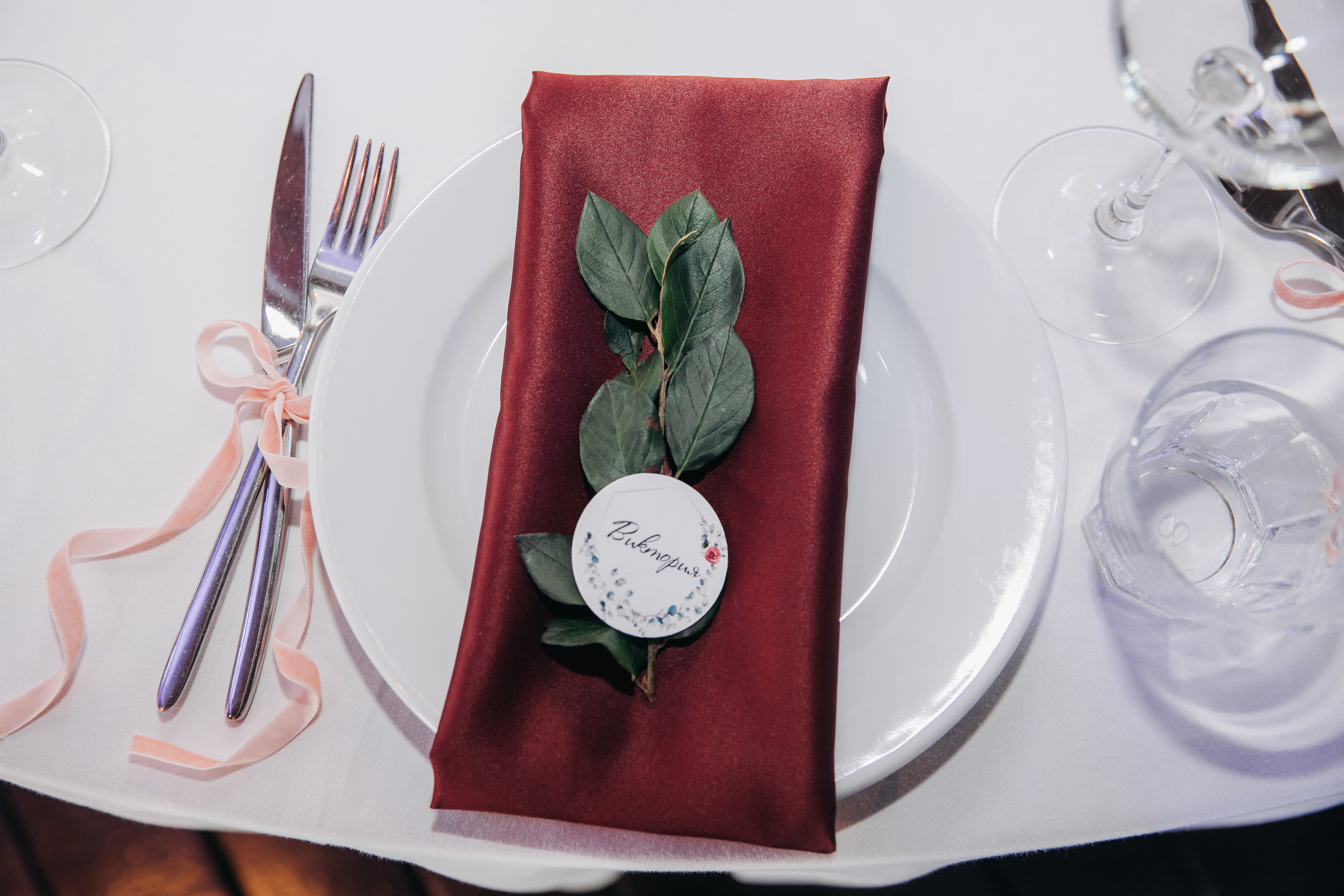 Wedding photographer in Tbilisi & Saint-Petersburg (Spb). Destination wedding photographer Peter Letu