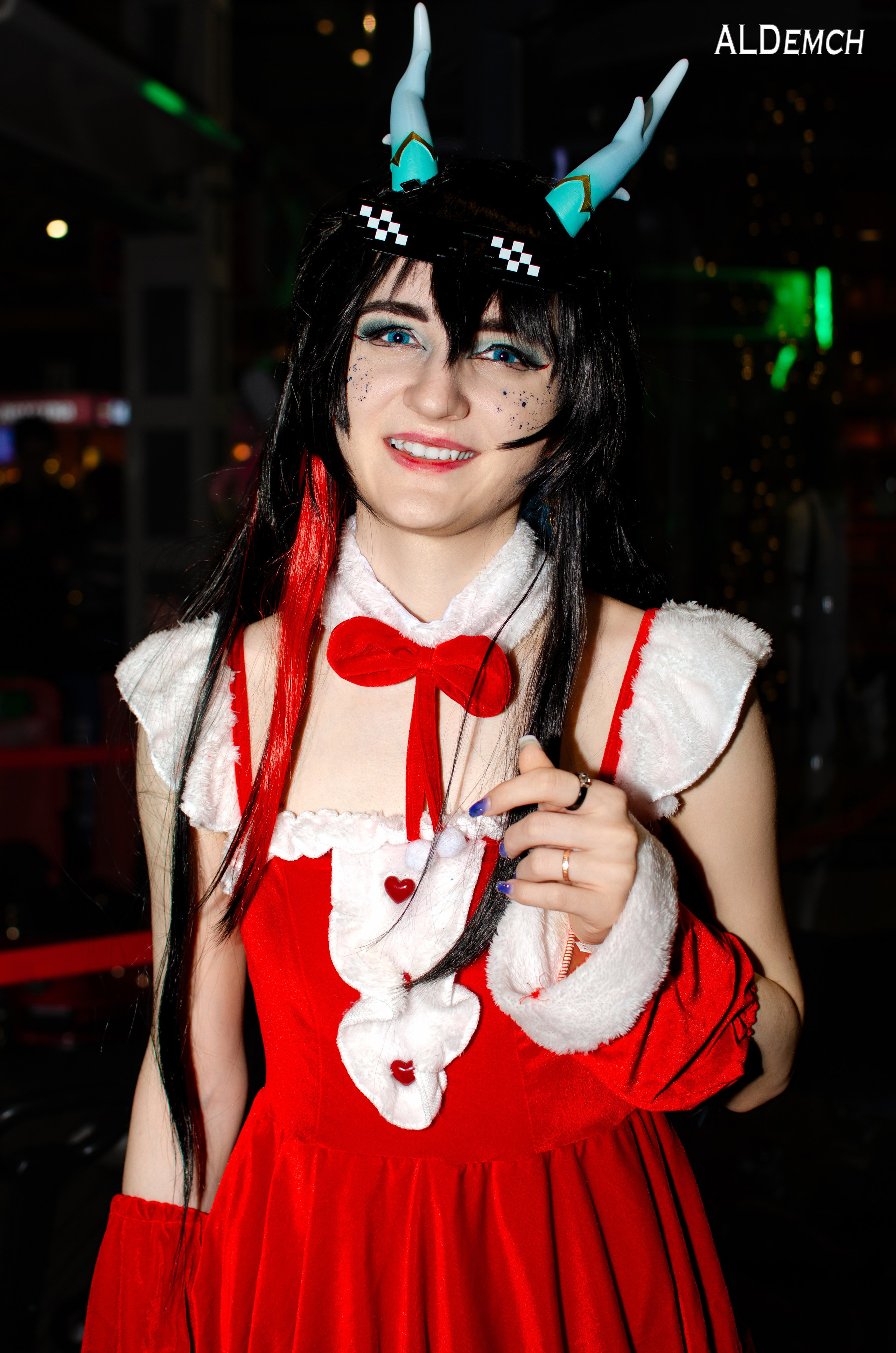 Аниме картинки персонажей и косплей фото в России Москве