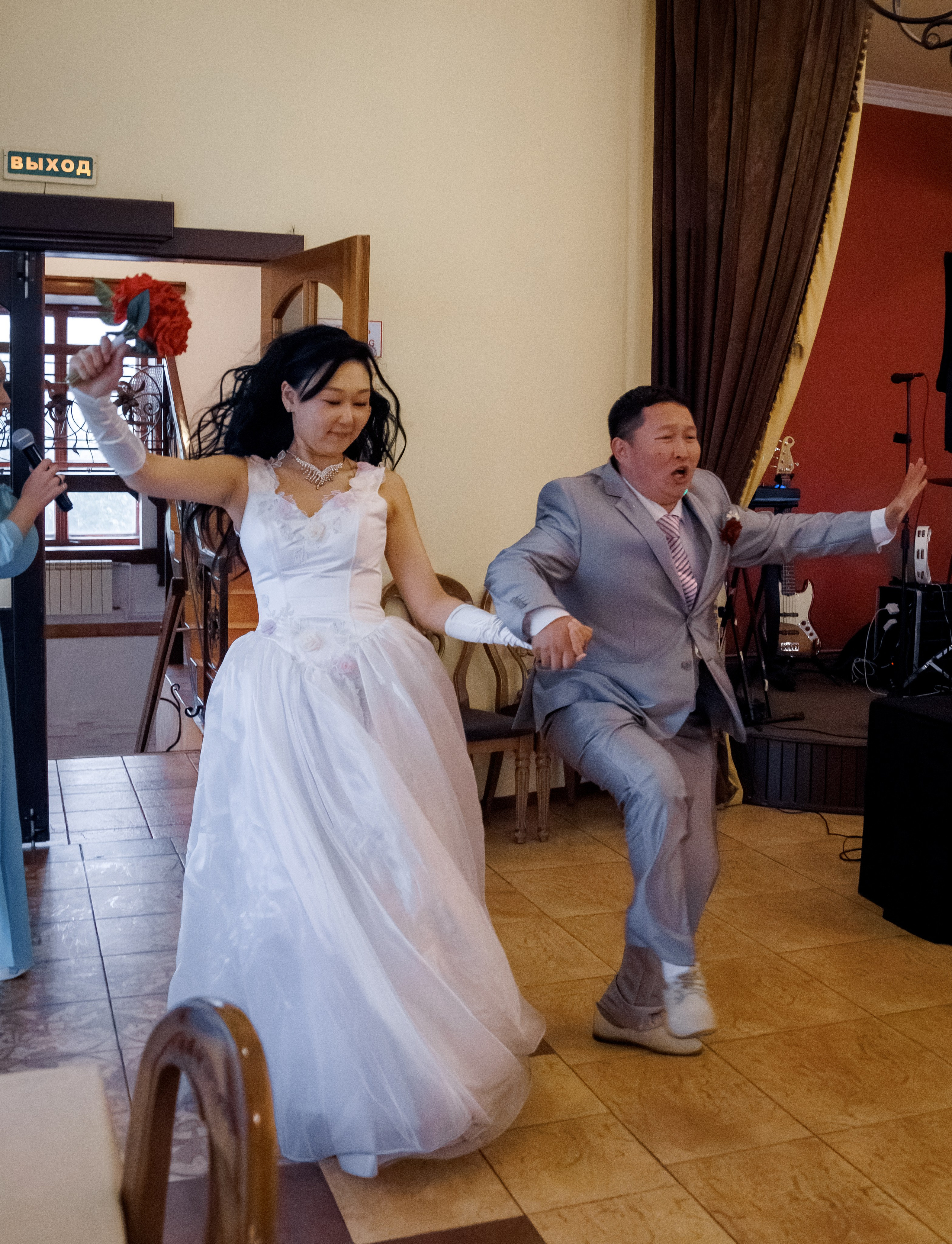 КОРОТКО И ЯСНО — ГОРЬКО!. Свадебный фотограф в Иркутске Бобылев Никита