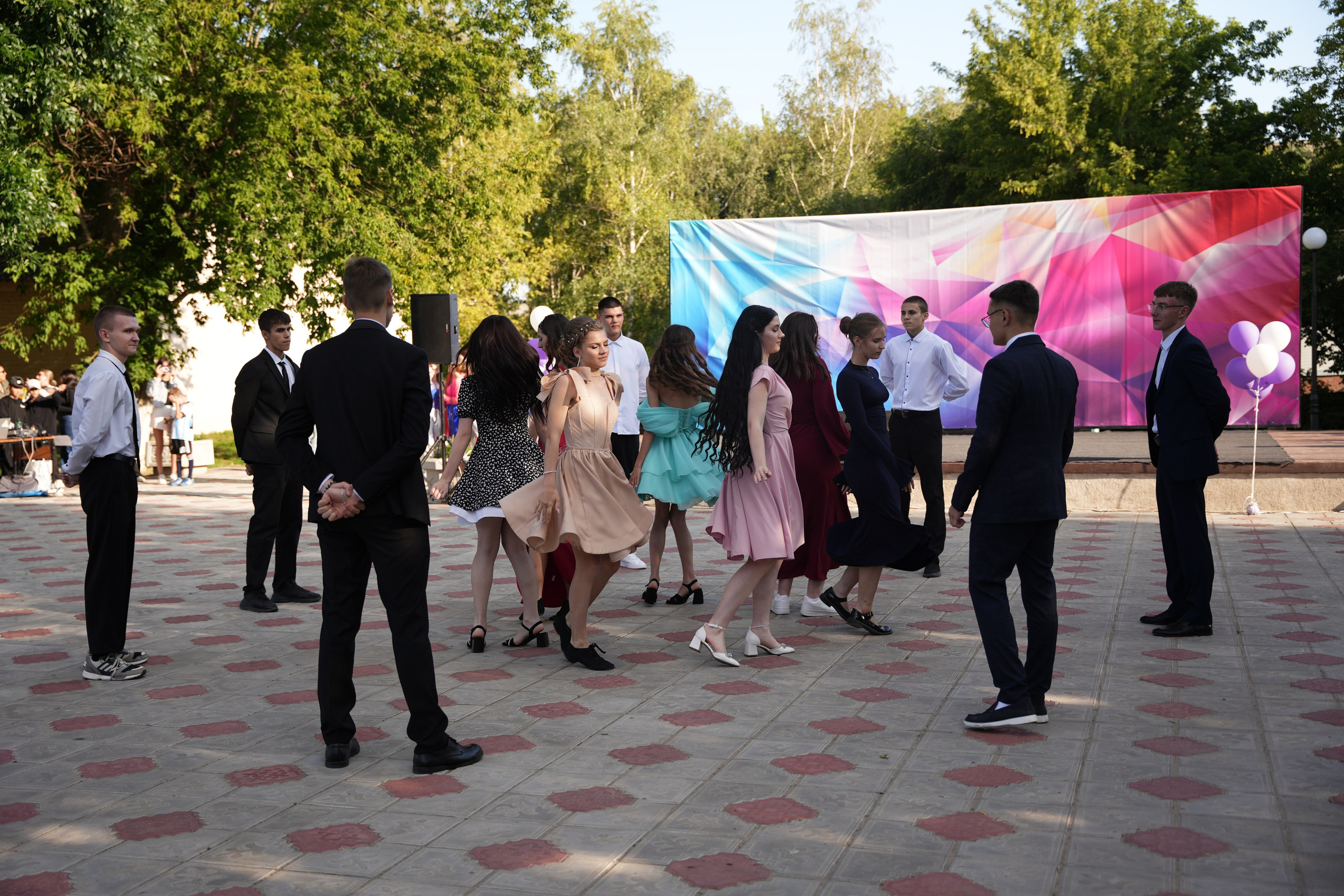 Выпускной в парке. Ольга Плаксина фотограф в Саратове