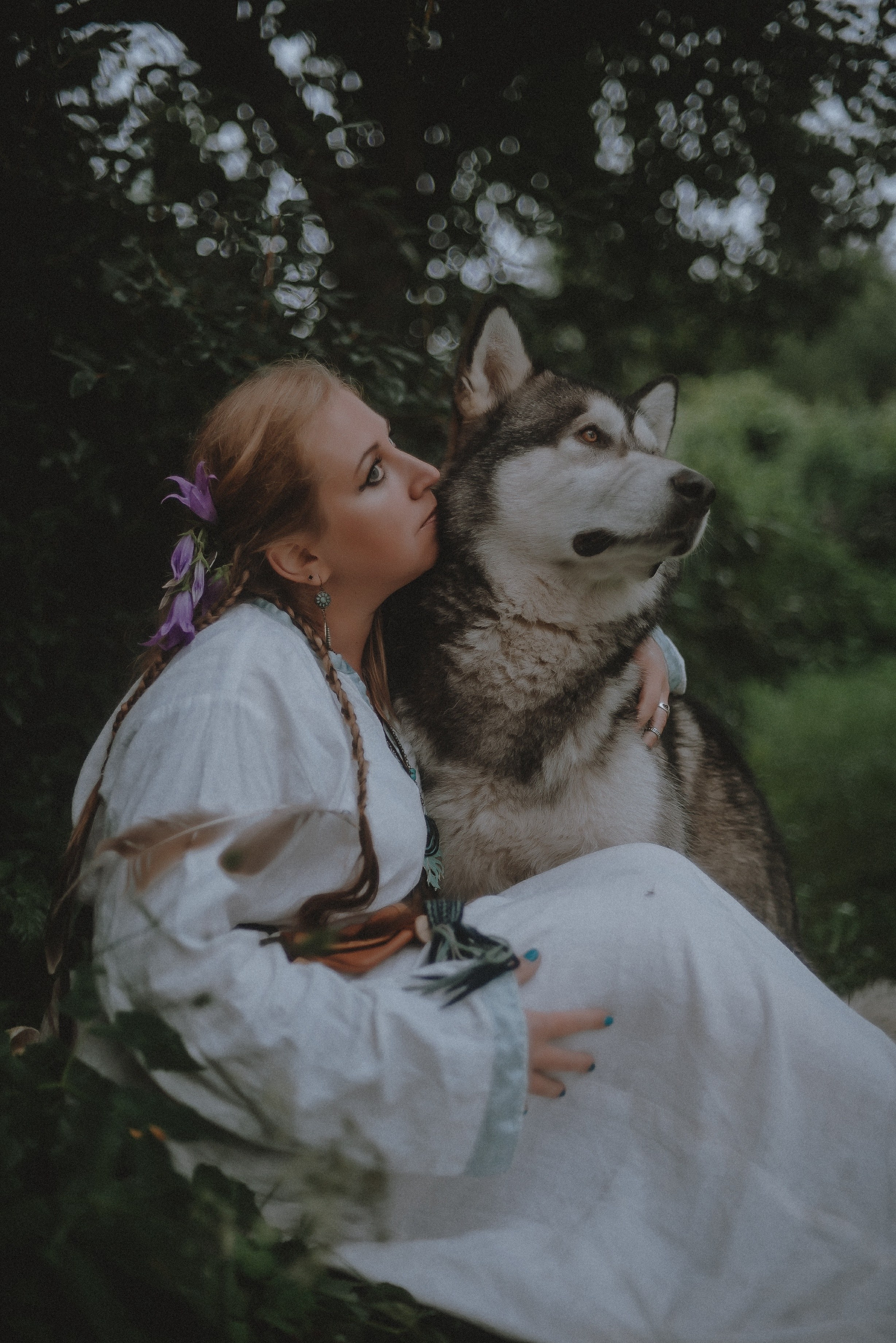 Славянская мифология. Богиня Девана, бог Сварог и волк Ратибор. Свадебный и семейный фотограф в Москве Сажина Кристина КиМ. Свадебный оператор в Москве Сажин Максим