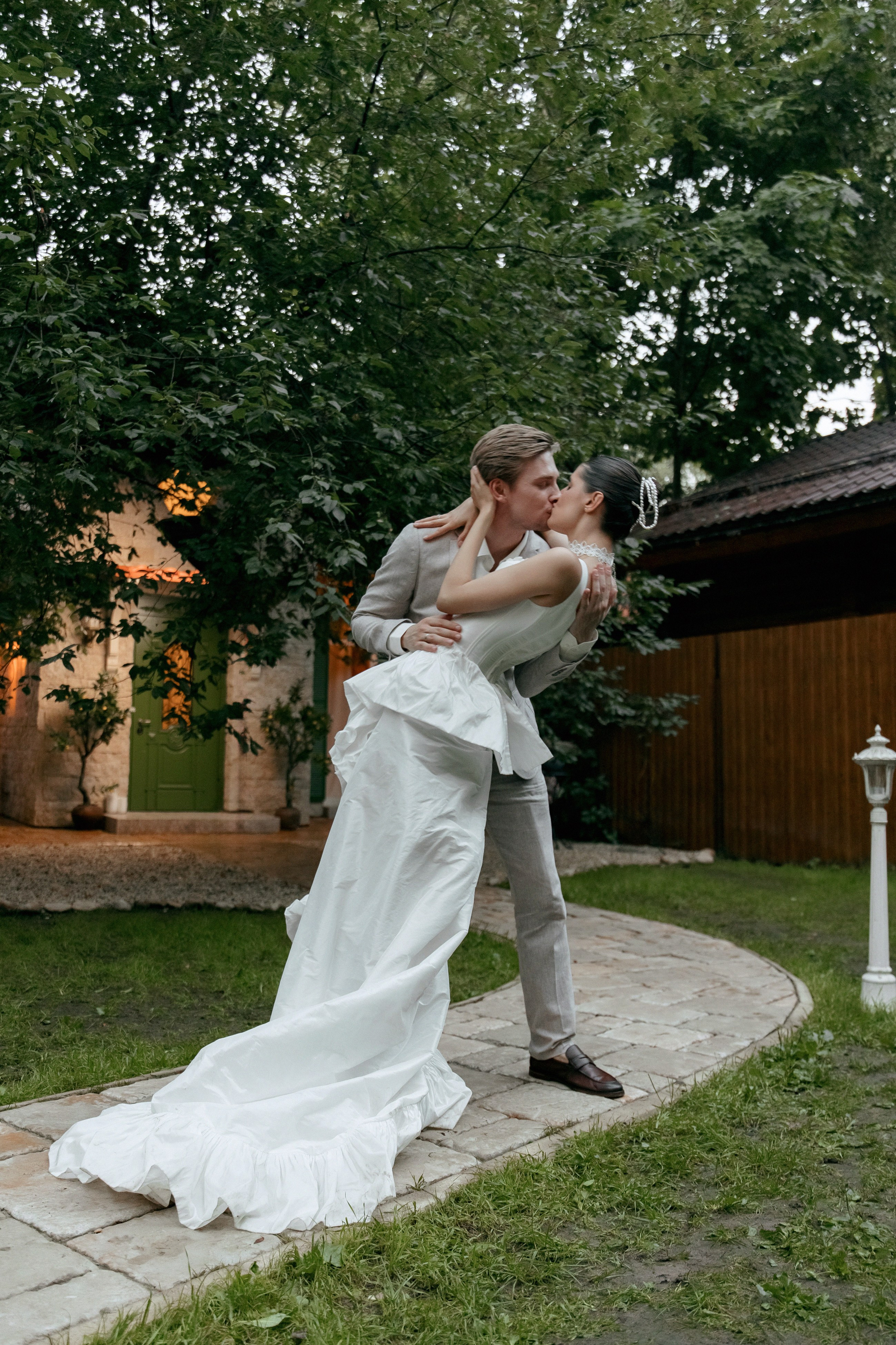 Елизавета и Евгений: итальянская романтика в подмосковных пейзажах. Свадебный фотограф Москва