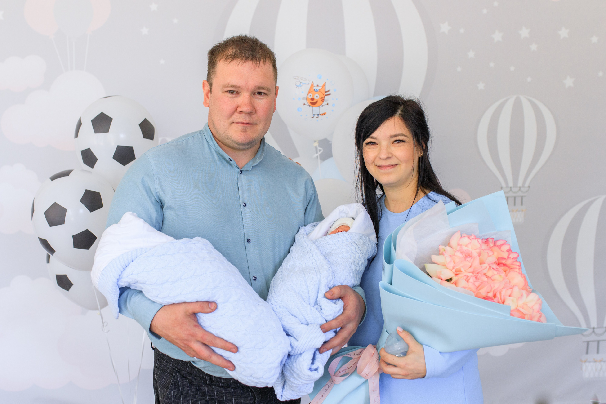 Съемка выписки из роддома. Фотограф в Уфе Ирина Идрисова