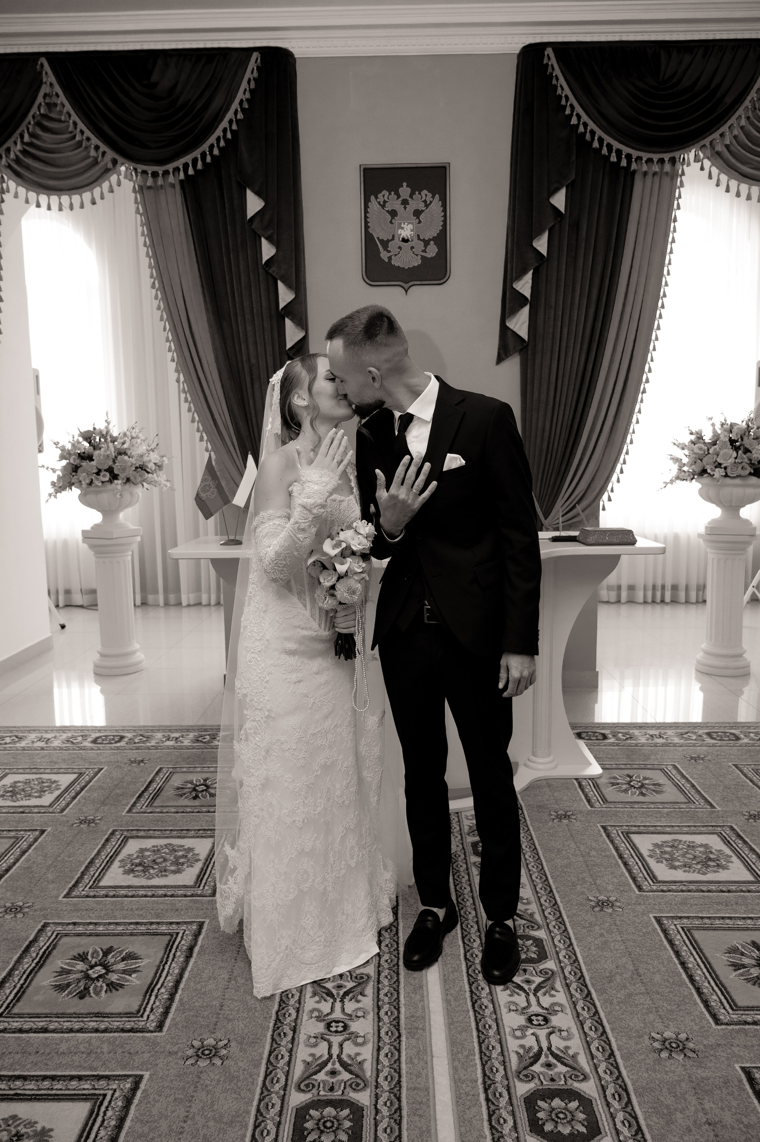 Виктор и Валерия (загс). Свадебный и семейный фотограф в Краснодаре Алина Мельник