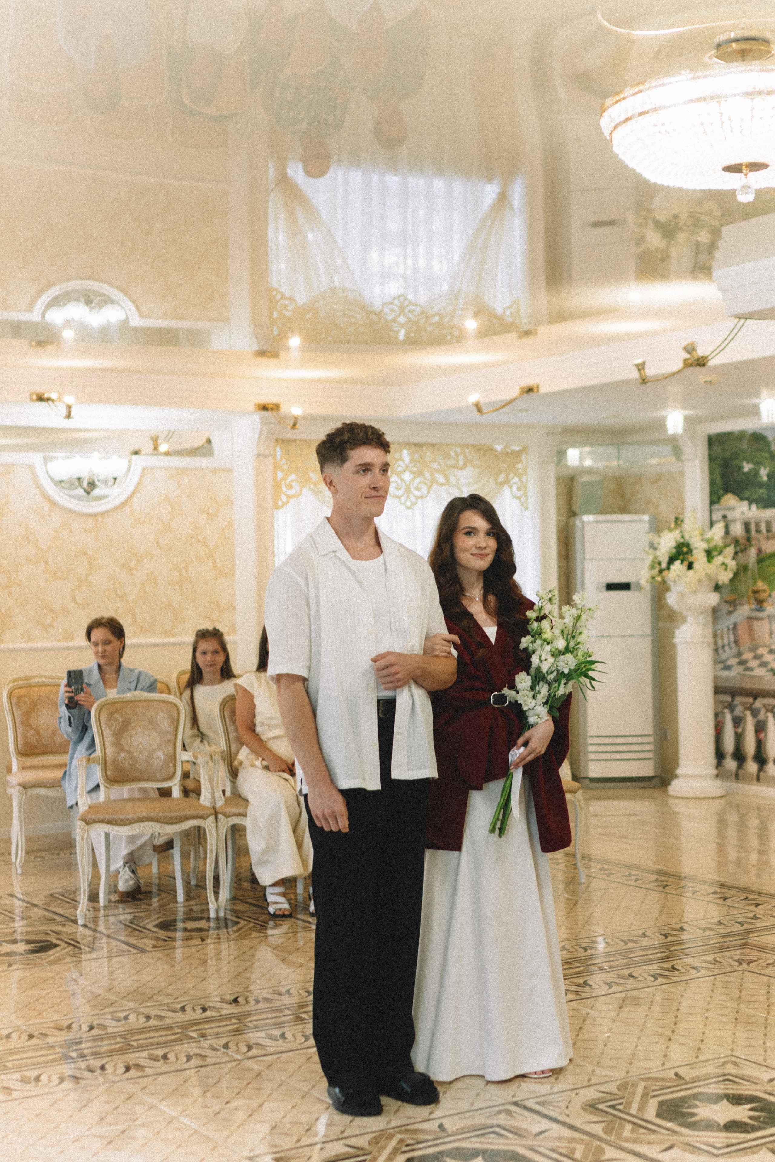 СВАДЕБНАЯ СЬЕМКА В ПЕТЕРГОФЕ И СЬЕМКА РЕПОРТАЖА В ЗАГСЕ ПЕТЕРГОФА. Профессиональный фотограф, Санкт-Петербург — Виктория Богомолова