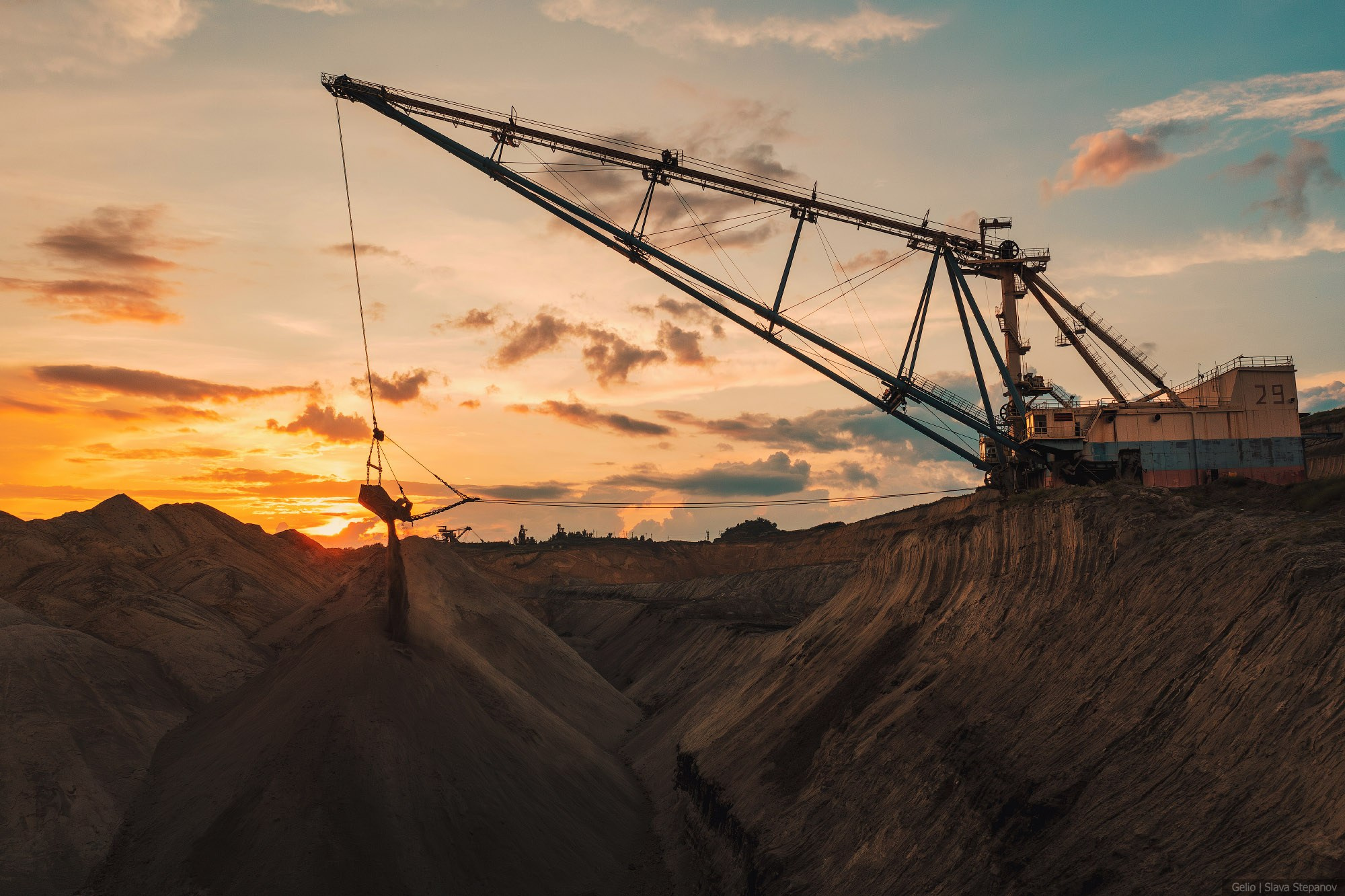 Добыча. Фотограф Слава Степанов, Gelio