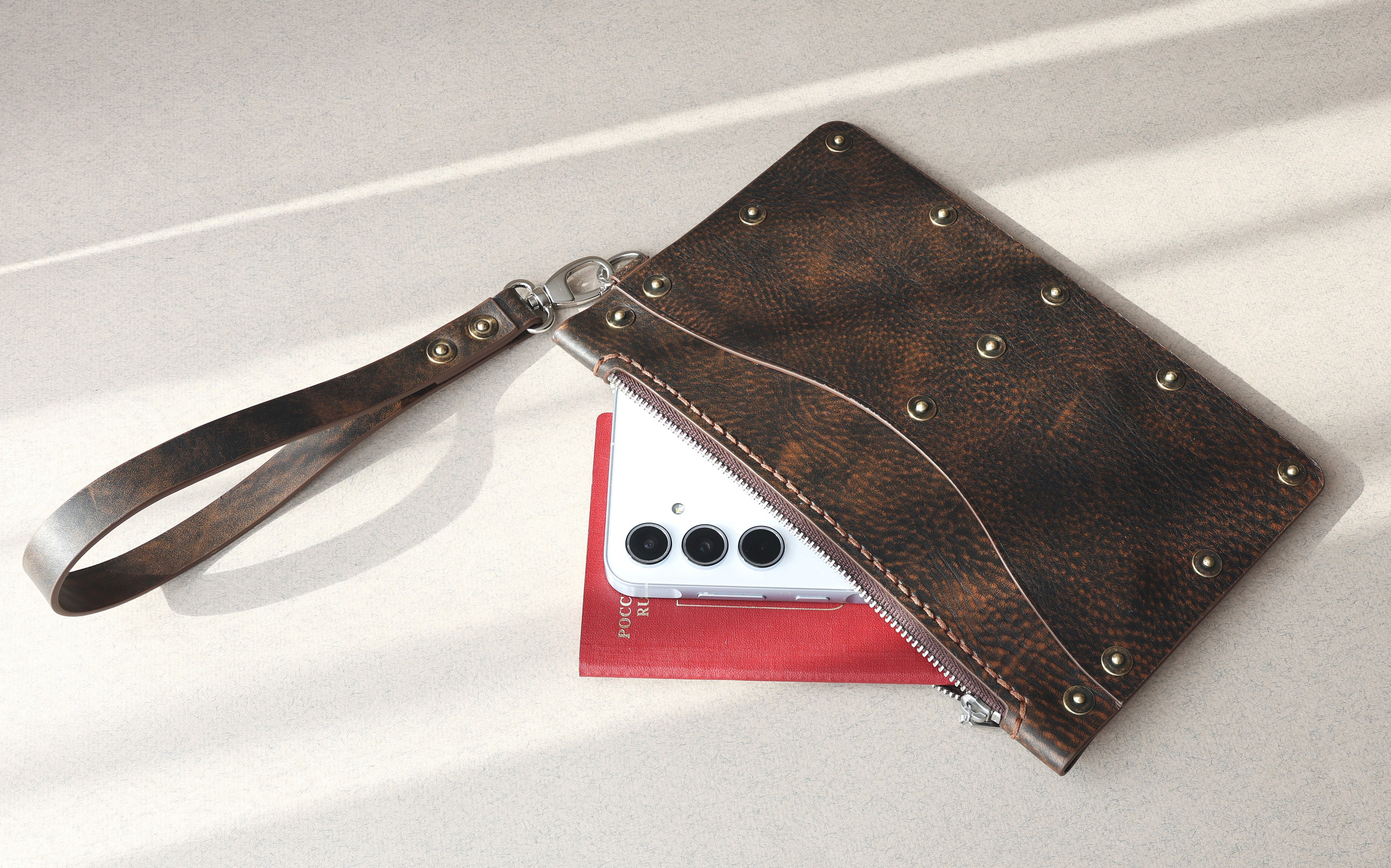 Клатч Grunch. Мастерская авторских аксессуаров из кожи в Уфе Hecho a mano