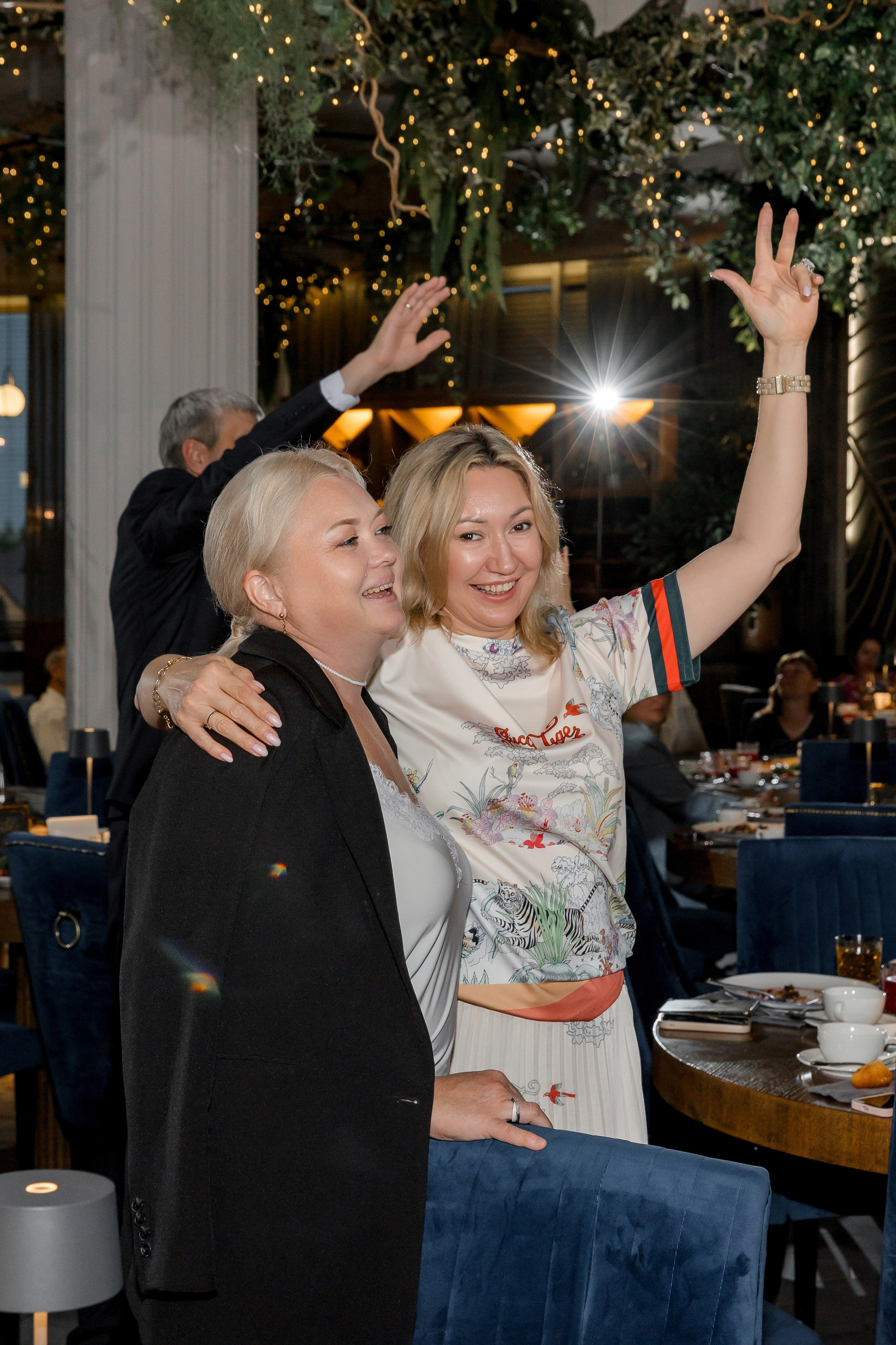 ВЫПУСКНОЙ CHEESERIA-Гимназия 33. Свадебный и семейный фотограф Динар Гильмутдинов