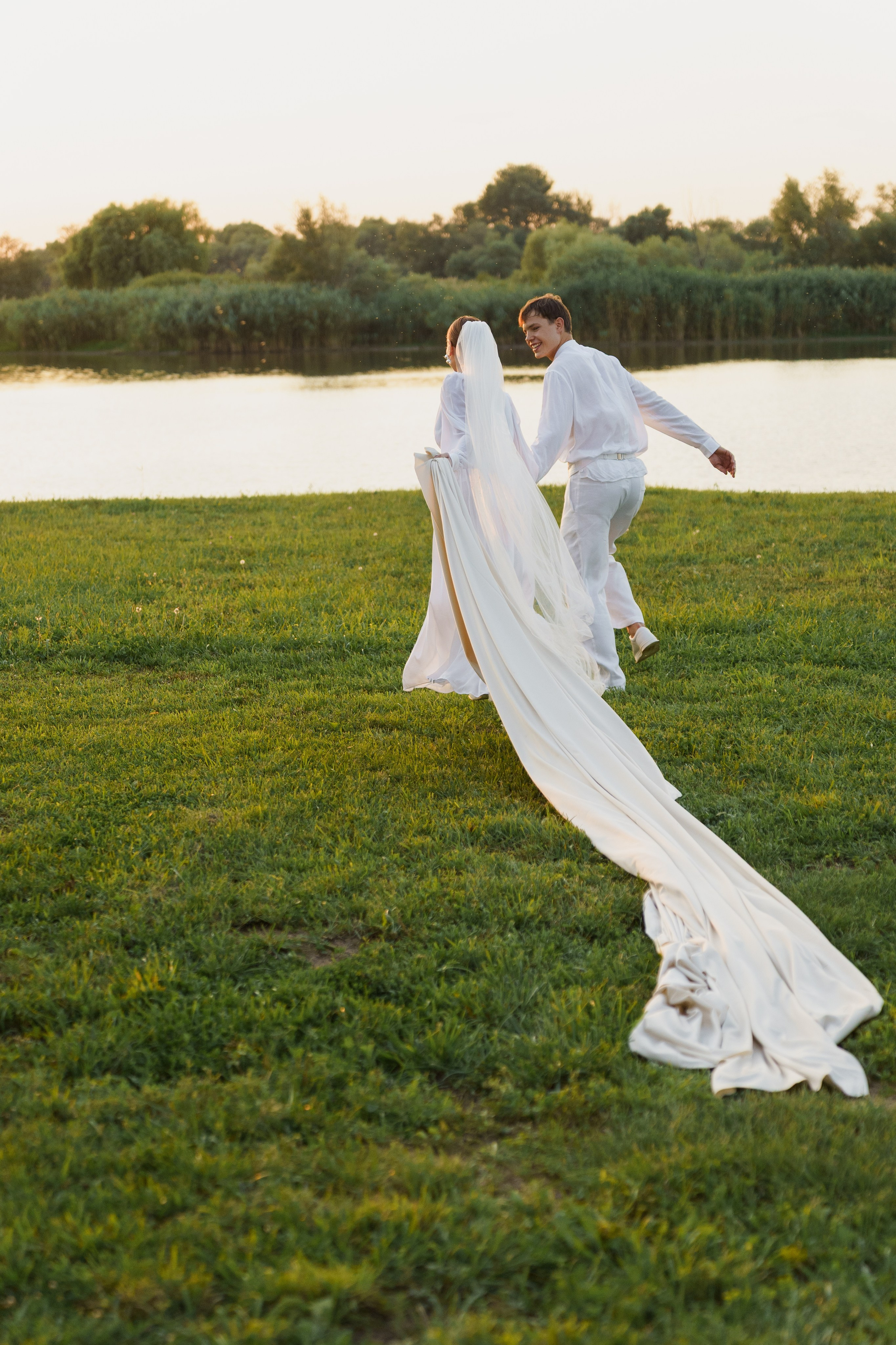 Свадебная фотосъемка в русских традициях от ТВИНС СТУДИО. ТВИНС СТУДИО — лучшие свадебные фотографы и видеографы в Краснодаре