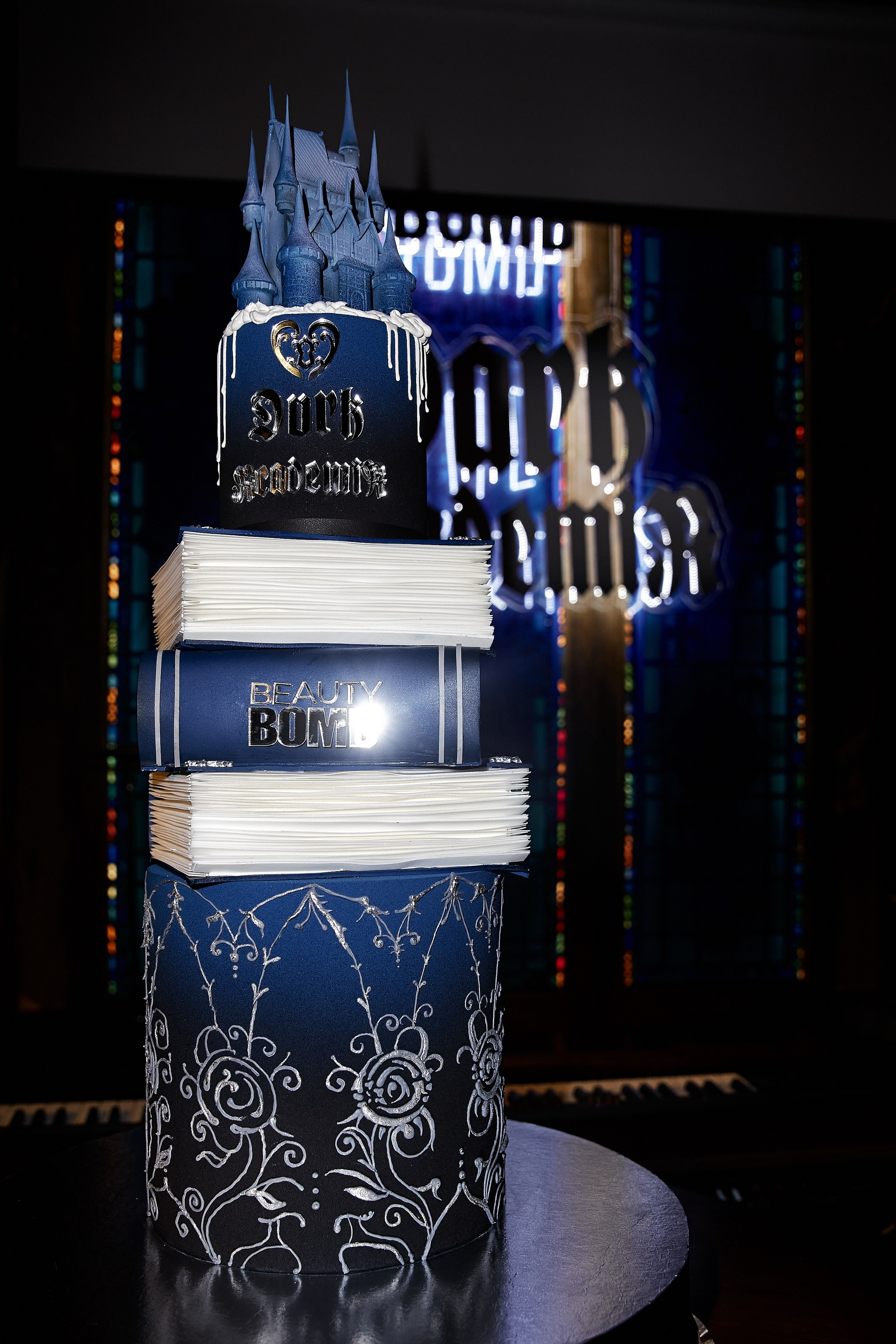 BEAUTY BOMB Dark Academia. Свадебный фотограф в Москве Николай Болт