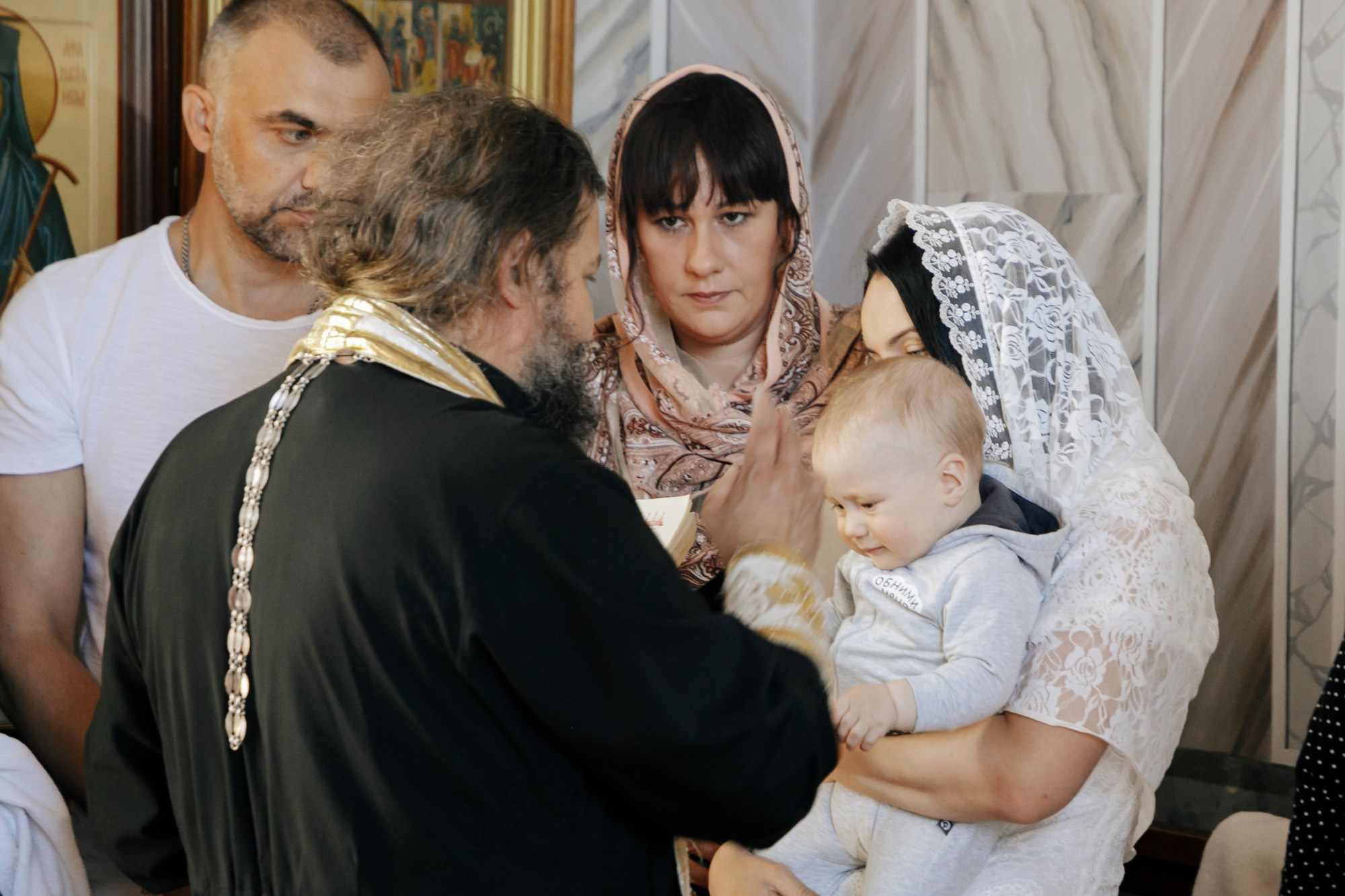 Крещение Храм святого праведного Иоанна Кронштадтского. Фотограф на крещение в Санкт Петербурге