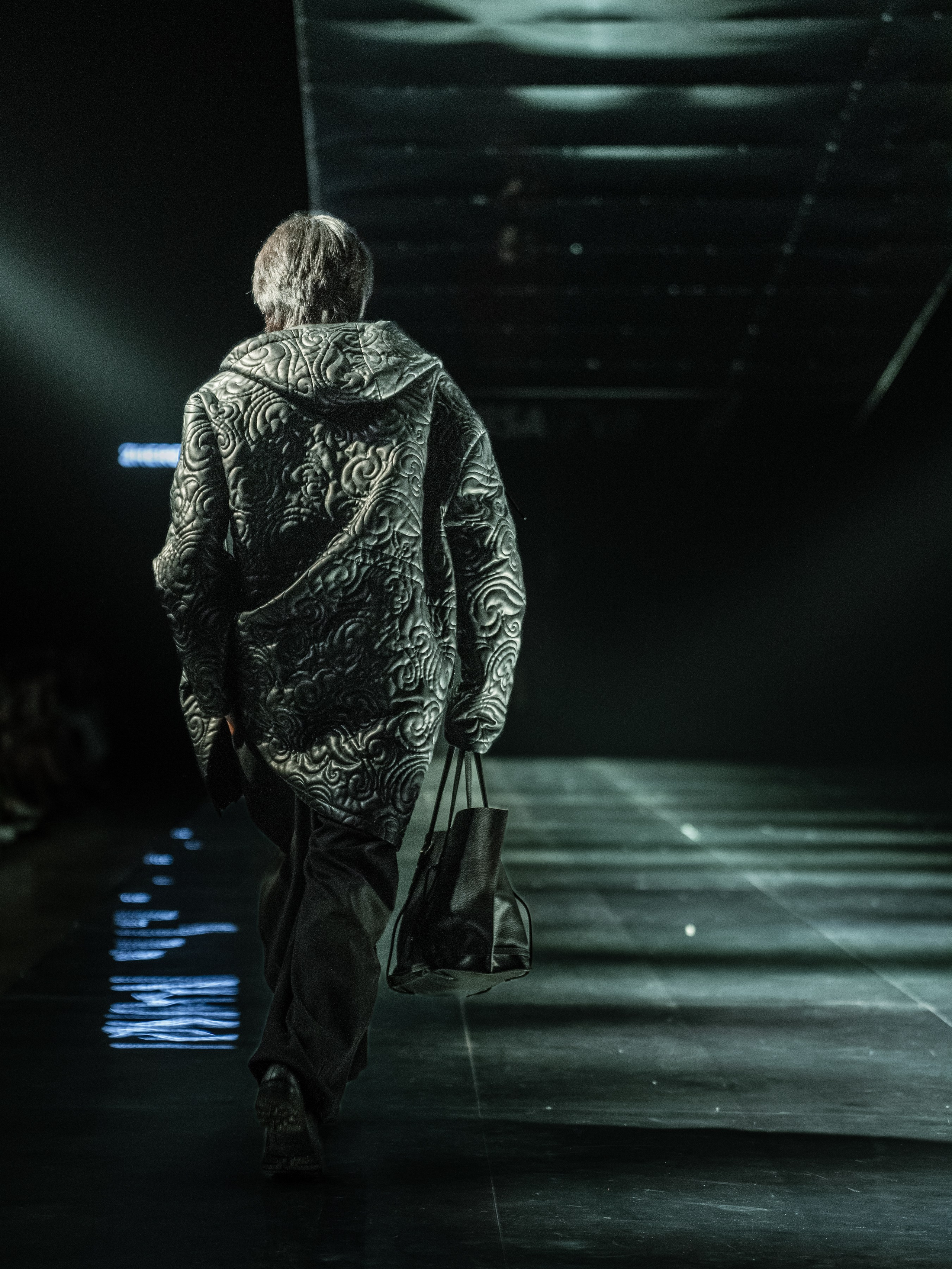 Visa Fashion Week Almaty Pre-Fall 2026 April Leonid Zherebtsov. Сайт Алматинского НЮ АРТ, будуар и фэшн фотографа Дениса Карпенко
