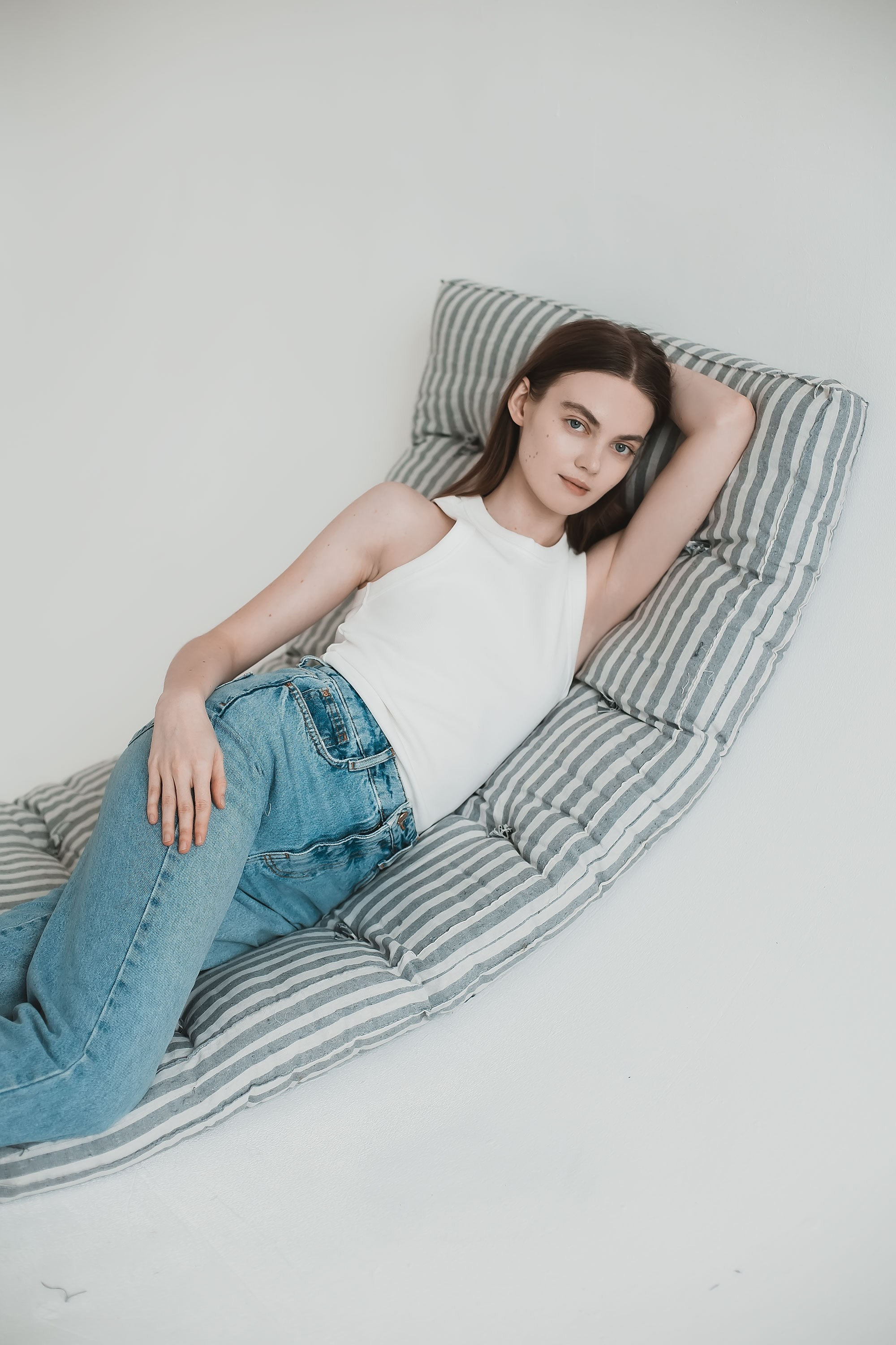 Минималистическая съёмка на матрасе. Семейный, индивидуальный фотограф в Москве Ангели Марина